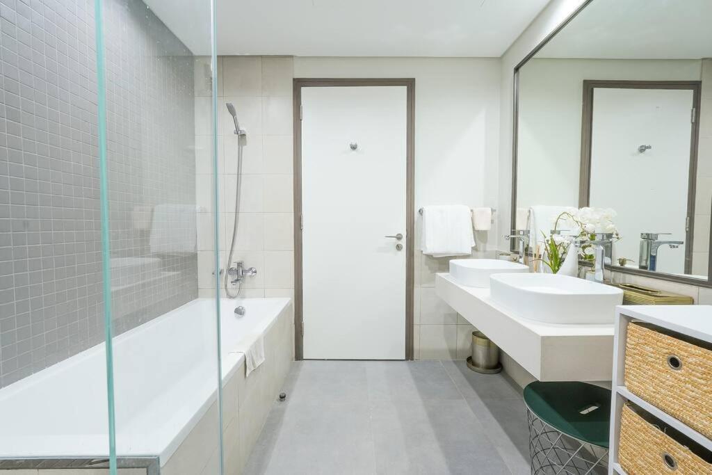 Apartment Md Luxurious 2 Bedroom 1 Wasl Frame View *