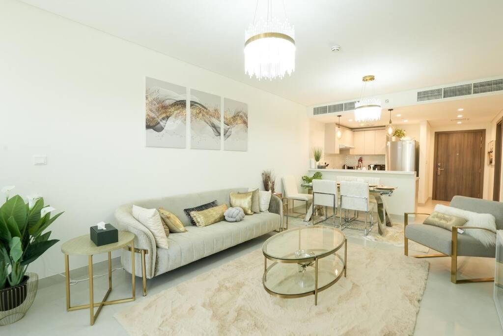 Md Luxurious 2 Bedroom 1 Wasl Frame View *