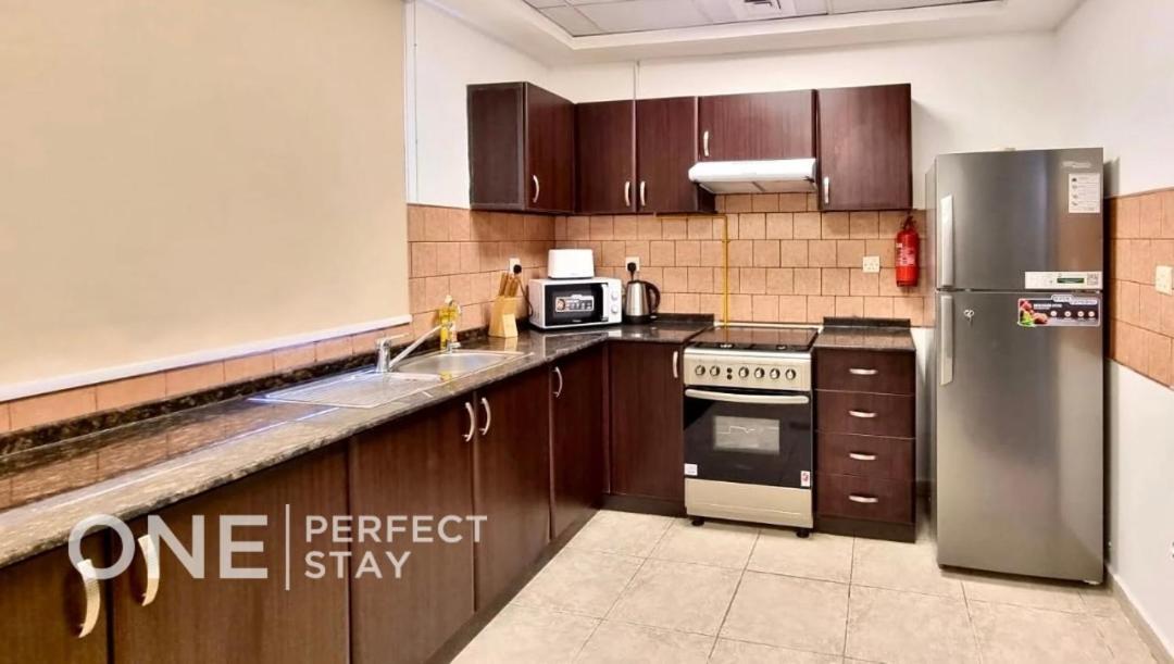 Apartment Diamond Views Stylish Living Dubai
