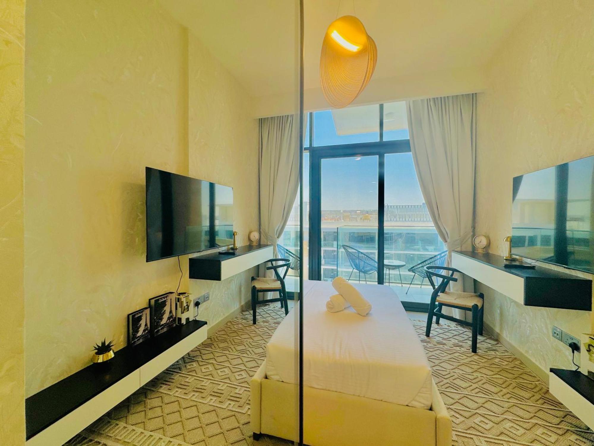 Venduras - Modern Chic In Azizi Riviera Dubai