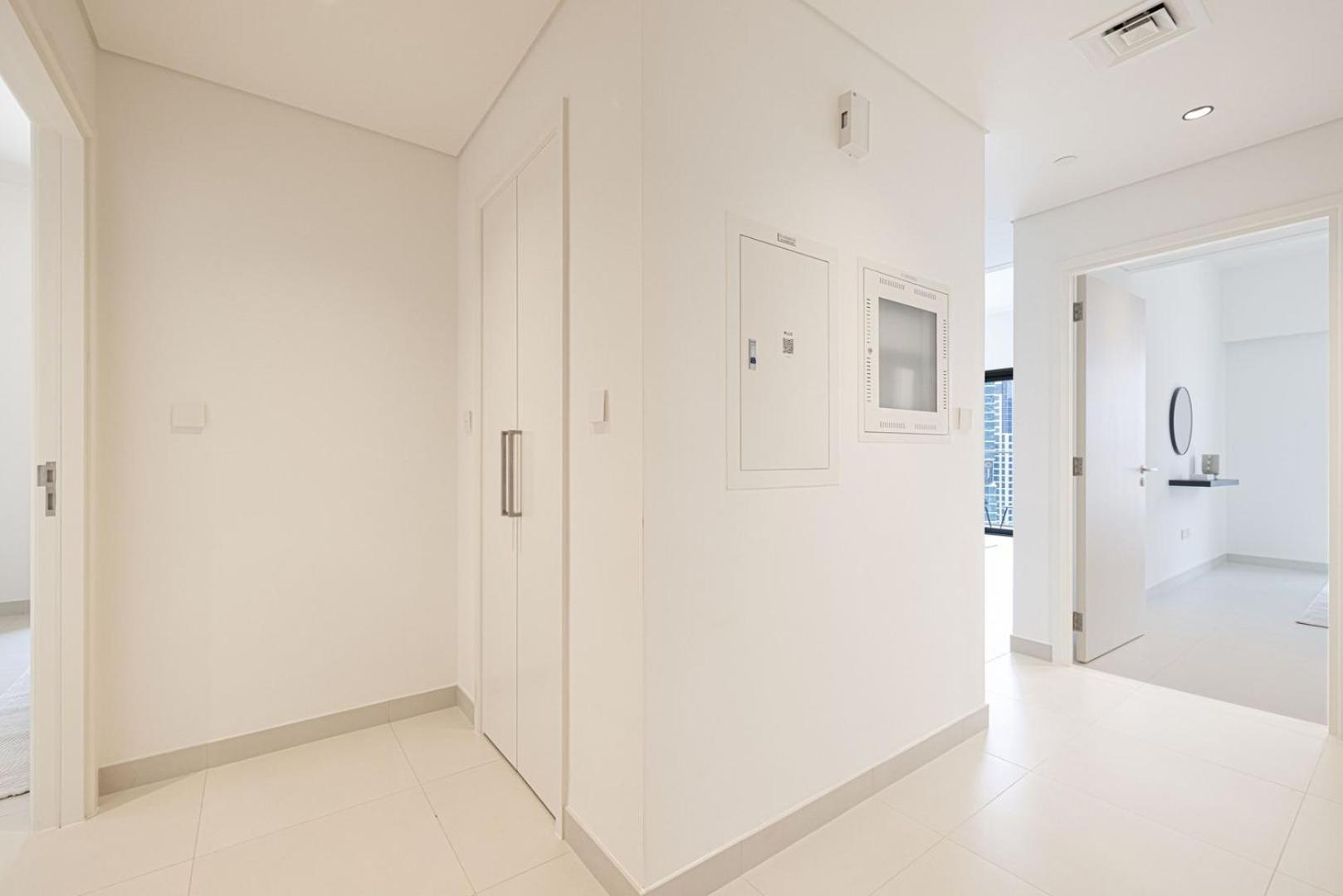 Luxe | 2br | Sea & View | 5 Min To Mall Daire Dubai
