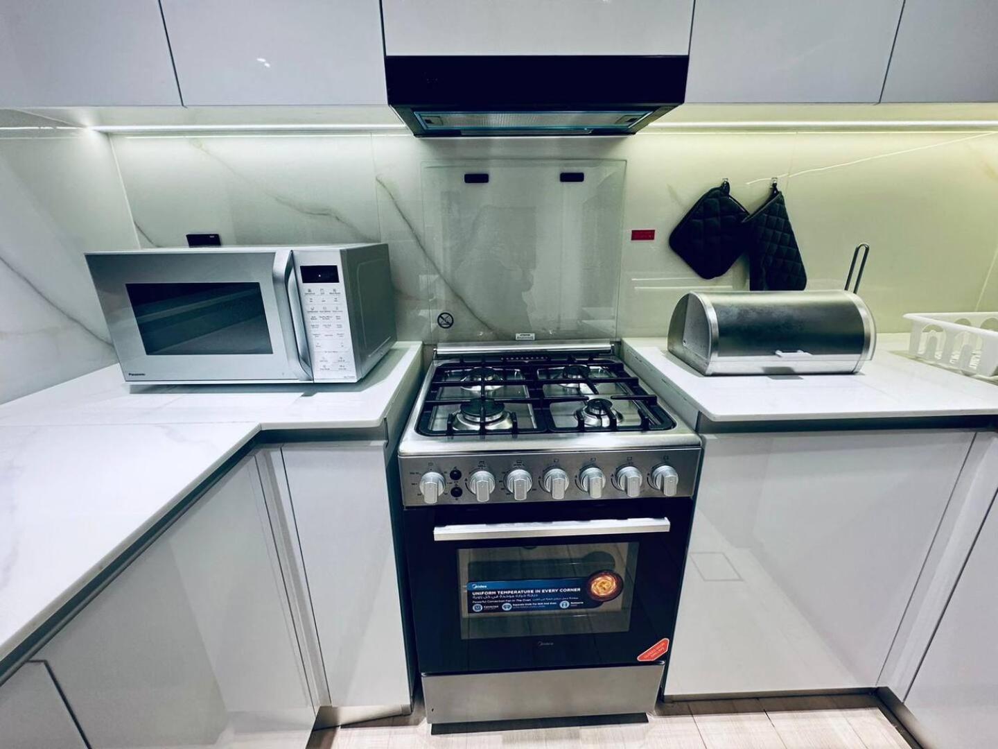 Apartment Brand New 2 Bedroom With Balcony In Jvc *
