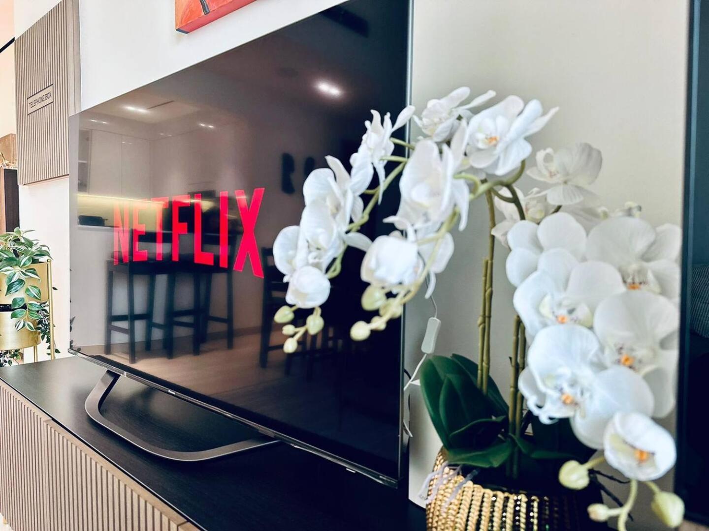 Apartment Brand New 2 Bedroom With Balcony In Jvc