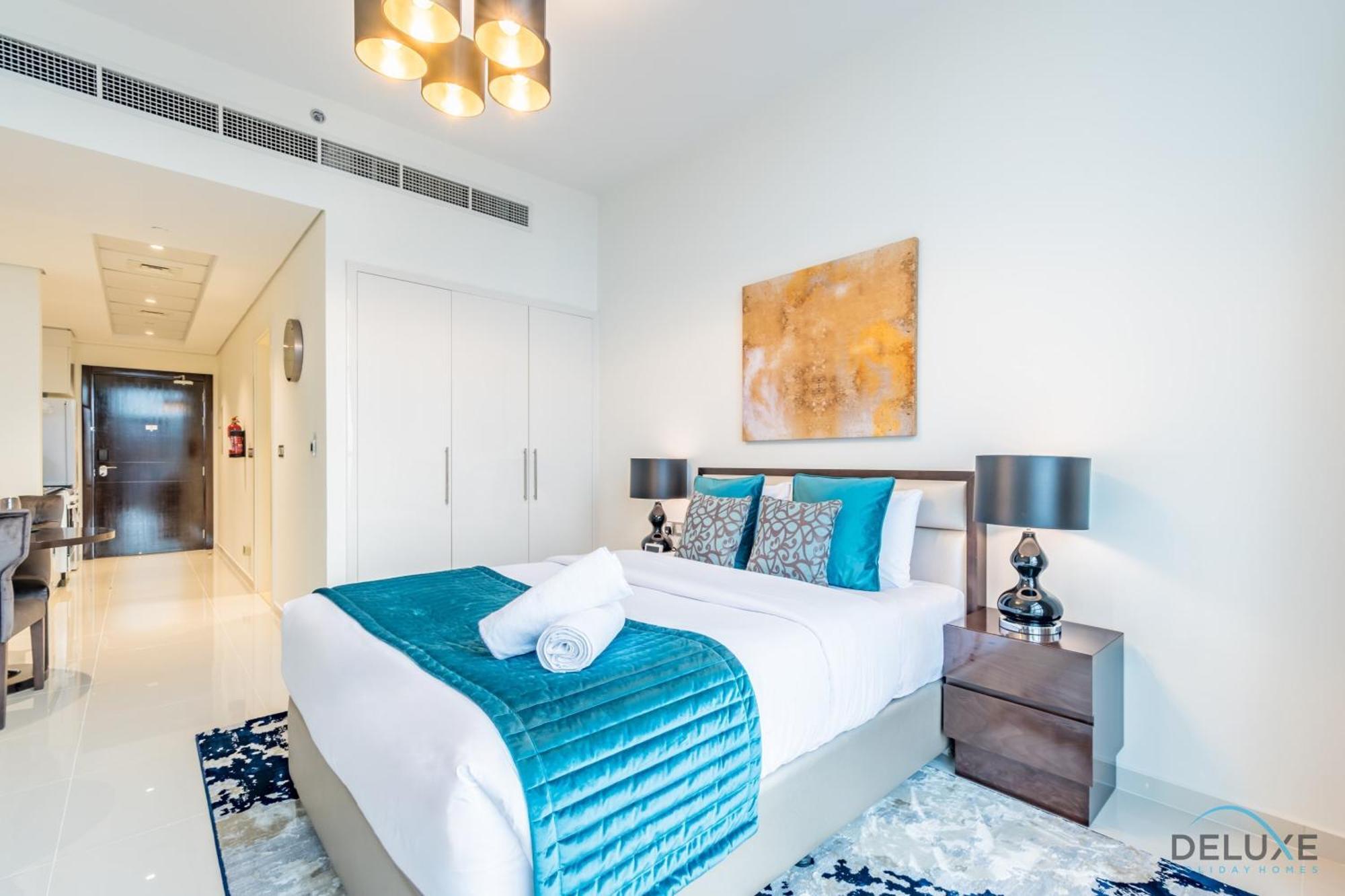 Peaceful At Ghalia, Jumeirah Village Circle By Deluxe Homes Apartment *