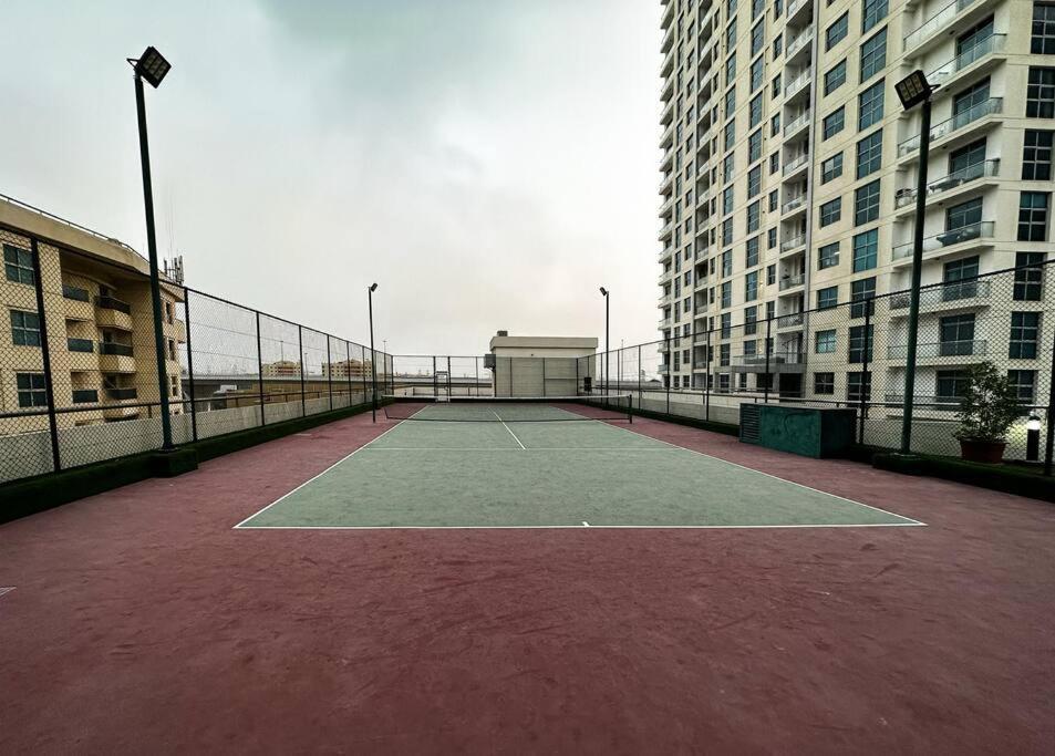 High Floor Spacious 3br Chic W Amazing Marina View