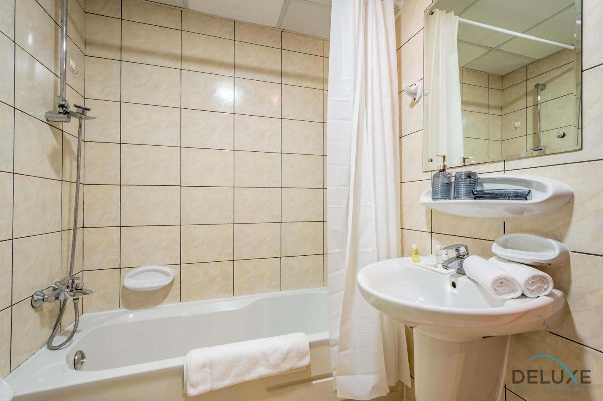 Sophisticated 1br In Marina Pinnacle, Marina By Deluxe Homes Apartment *