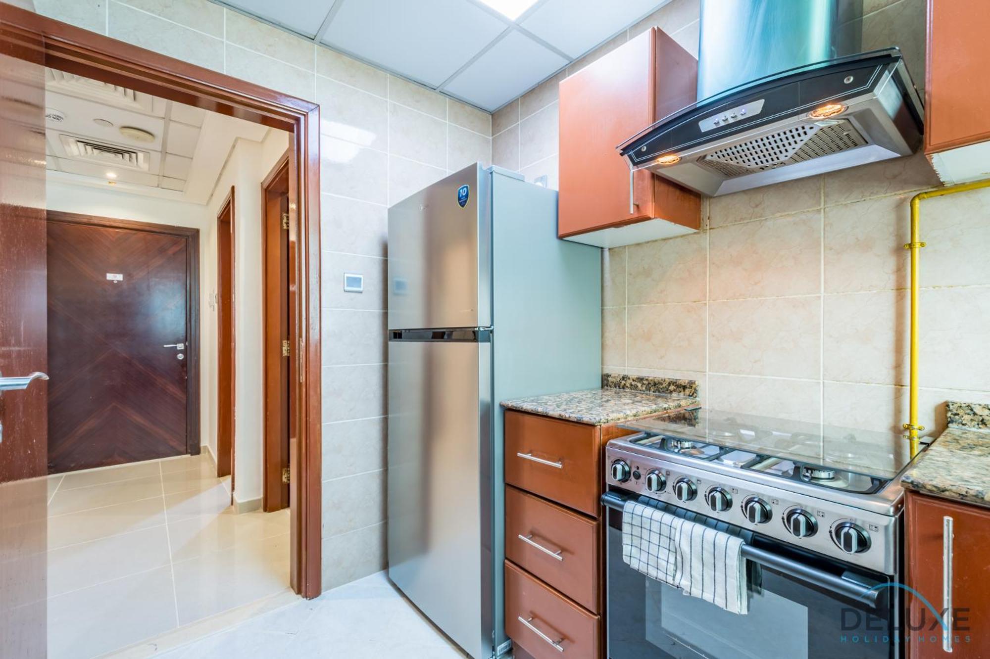 Apartment Sophisticated 1br In Marina Pinnacle, Marina By Deluxe Homes *