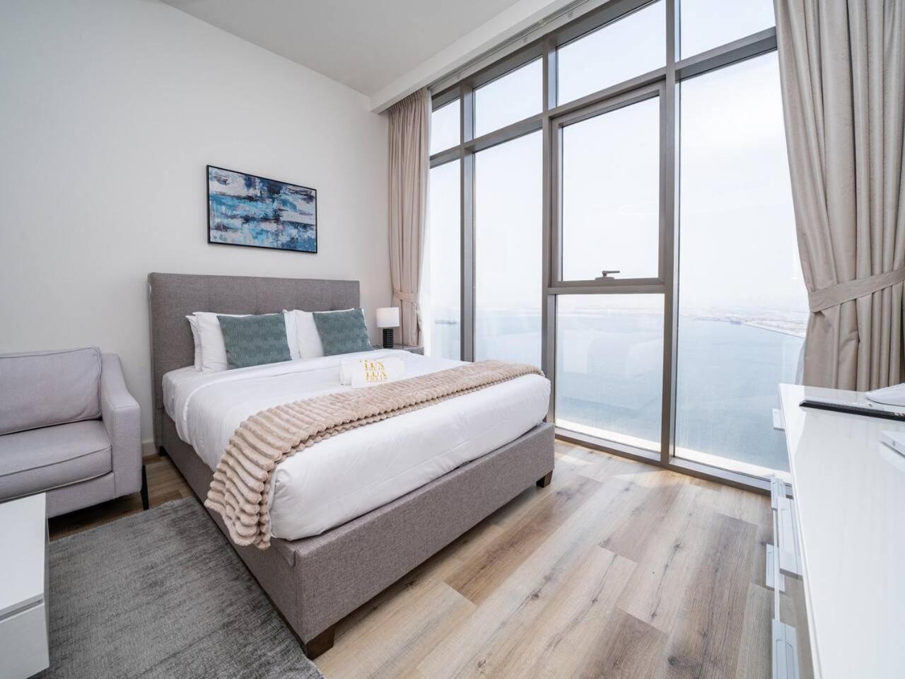 Cosy Modern Waterfront In Maritime Apartment Dubai