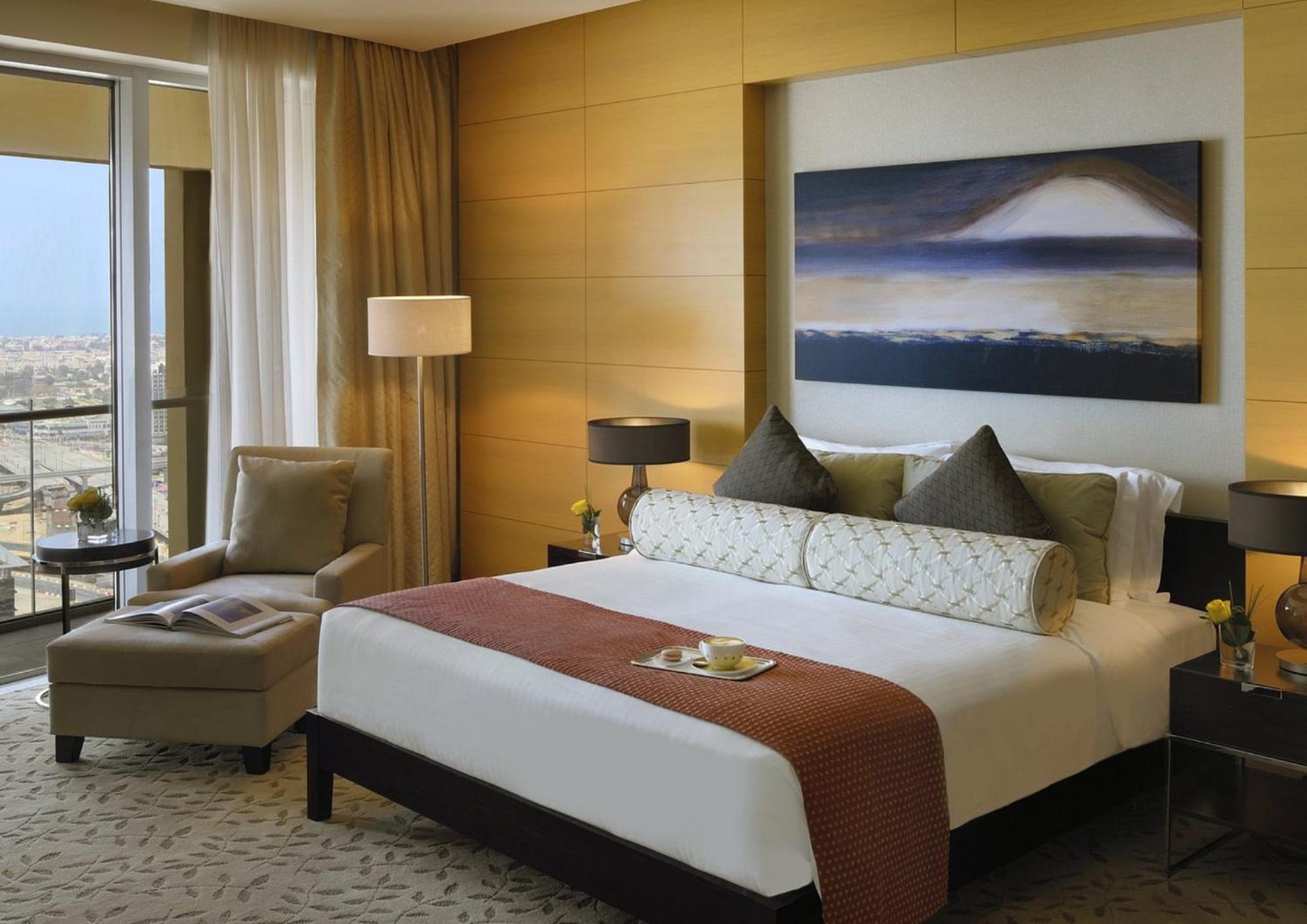 Aparthotel Emaar Residences Fashion Avenue, Formerly Address Mall *