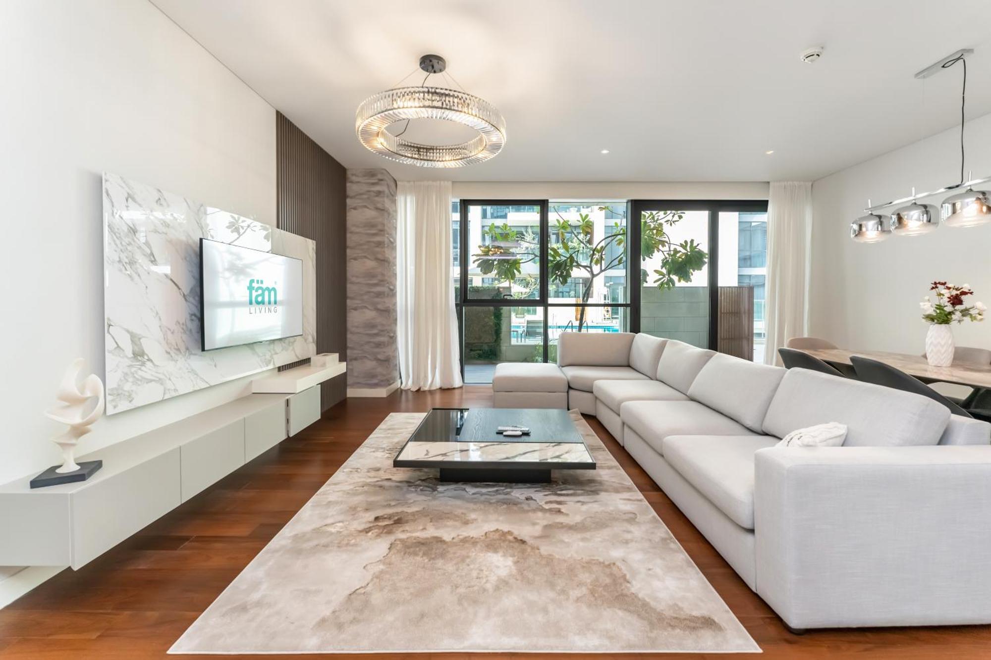 Apartment Fam Living - Walk - Opulent Living