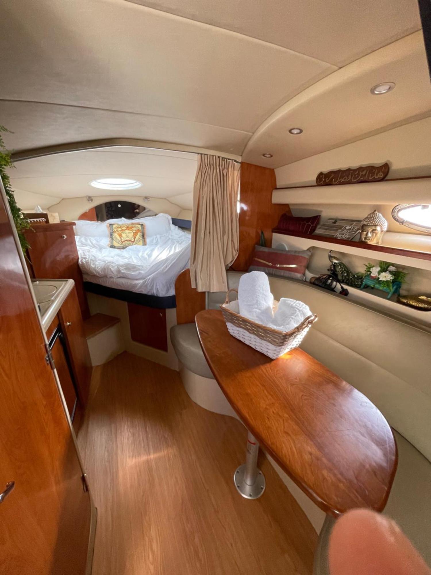 Yacht Boat 2 Beds 1 Bath Eye Marina Jbr * Dubai