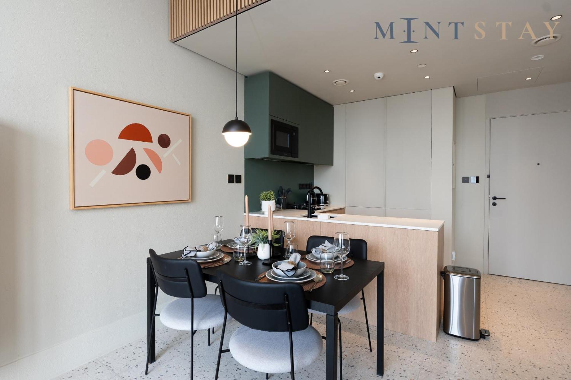 Upside Living, Burj Khalifa View, Business Bay - Mint Dubai