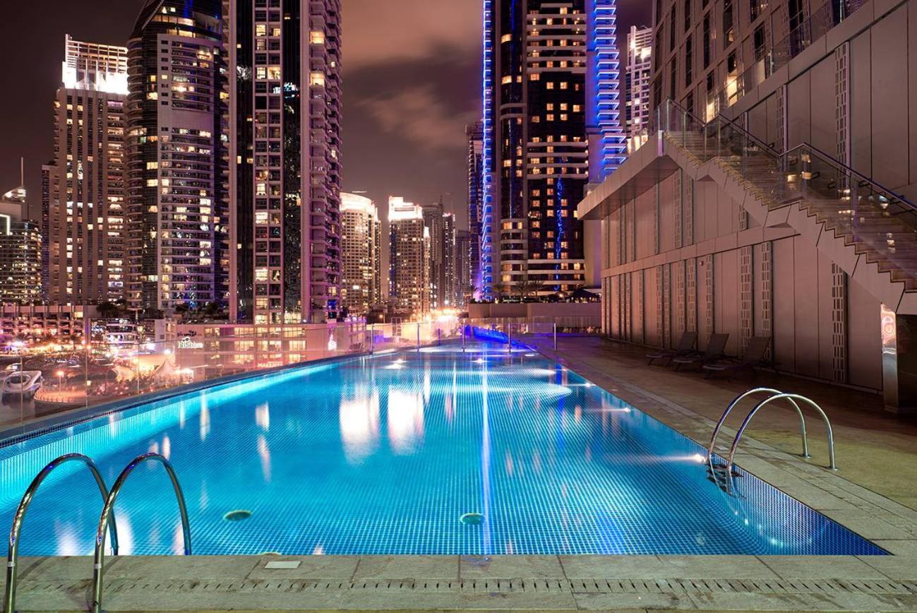 Cayan Tower - Of Choice * Dubai