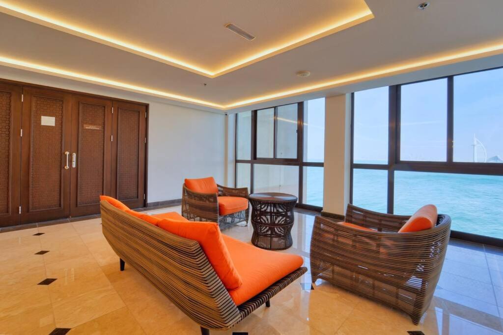 Apartment First Class 1br Anantara The Palm Dubai