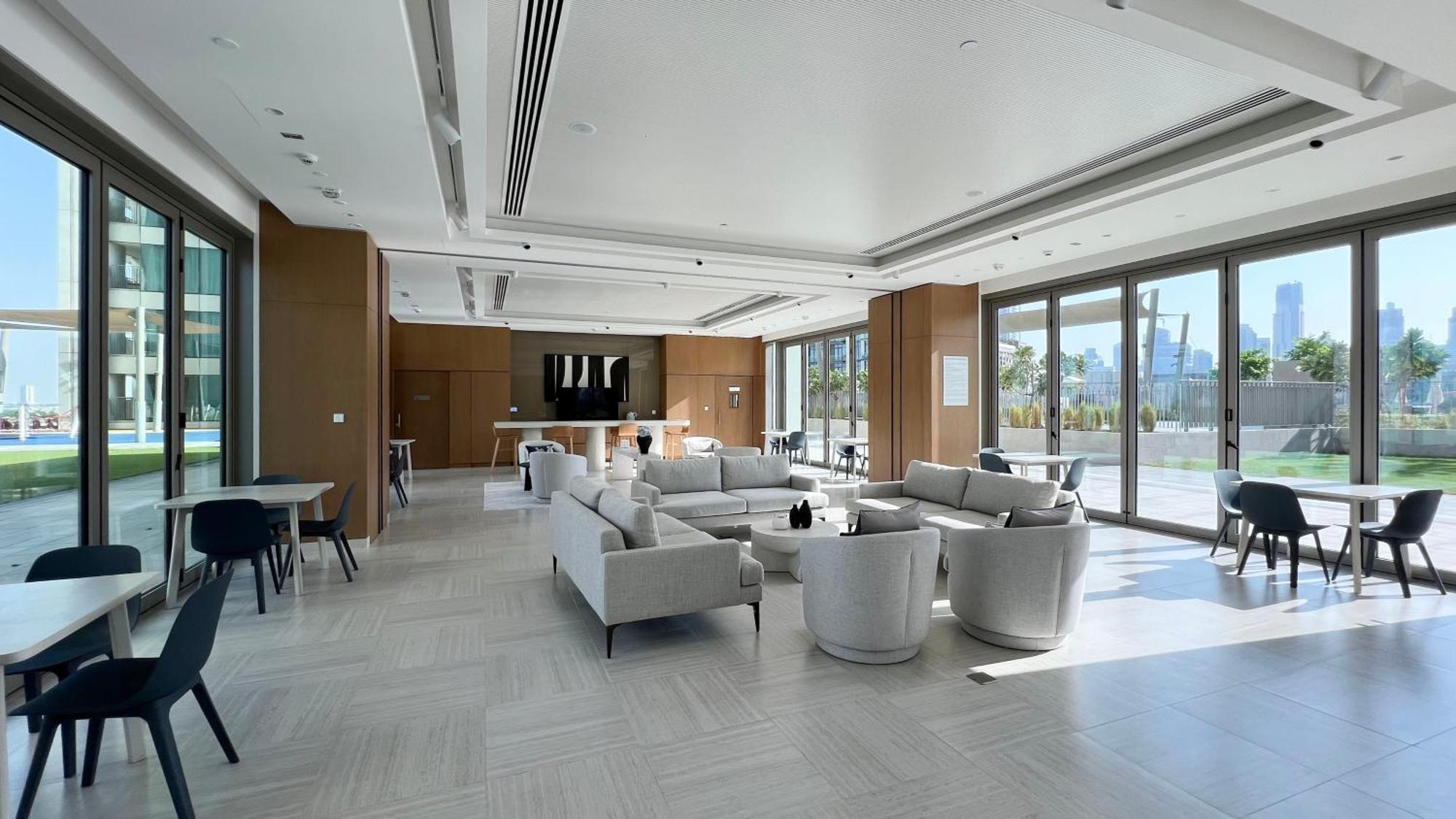 Luxury Family Friendly 5mn Walk To Mall Dubai