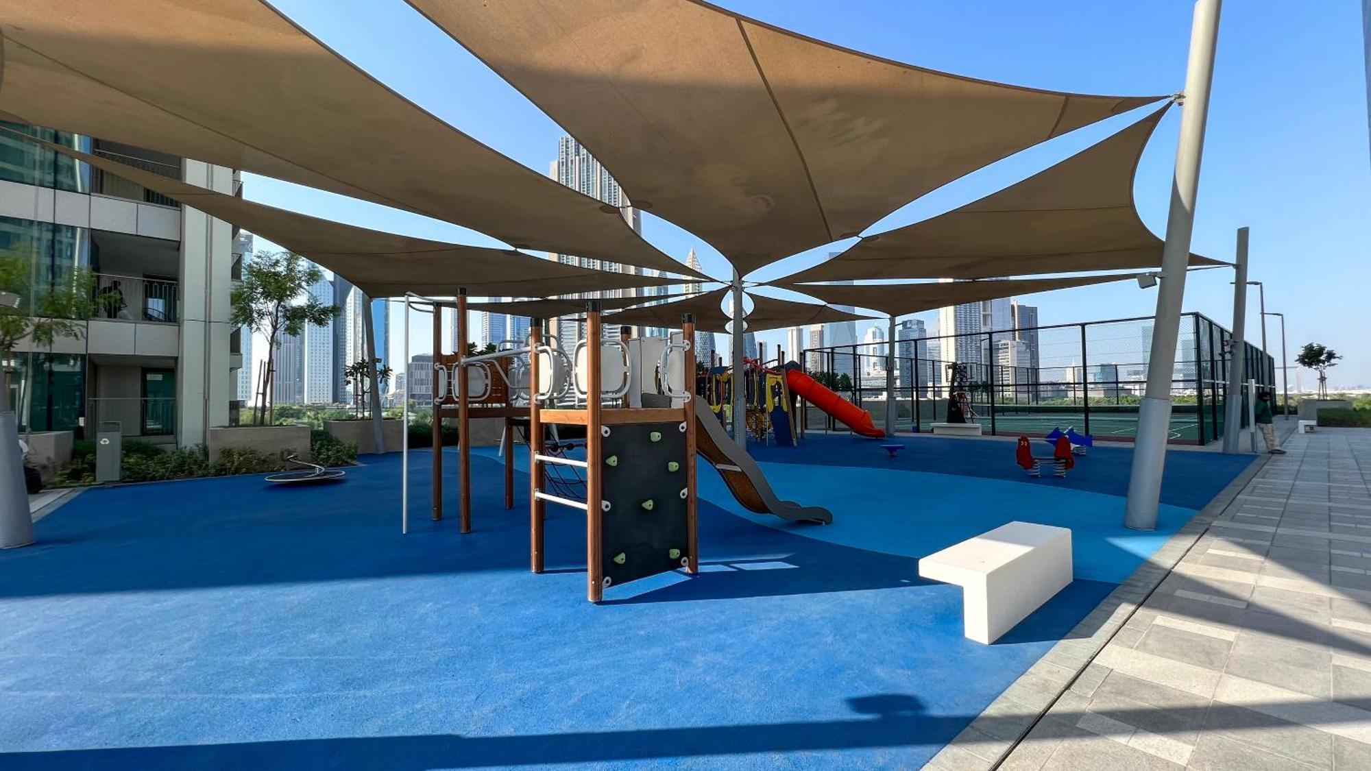 Luxury Family Friendly 5mn Walk To Mall Apartment Dubai