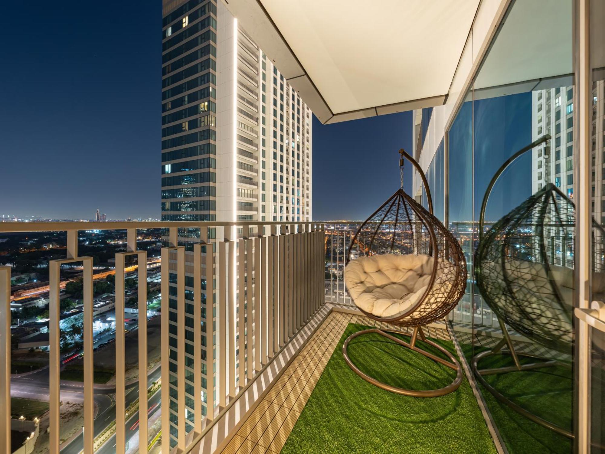 Luxury Family Friendly 5mn Walk To Mall Apartment *