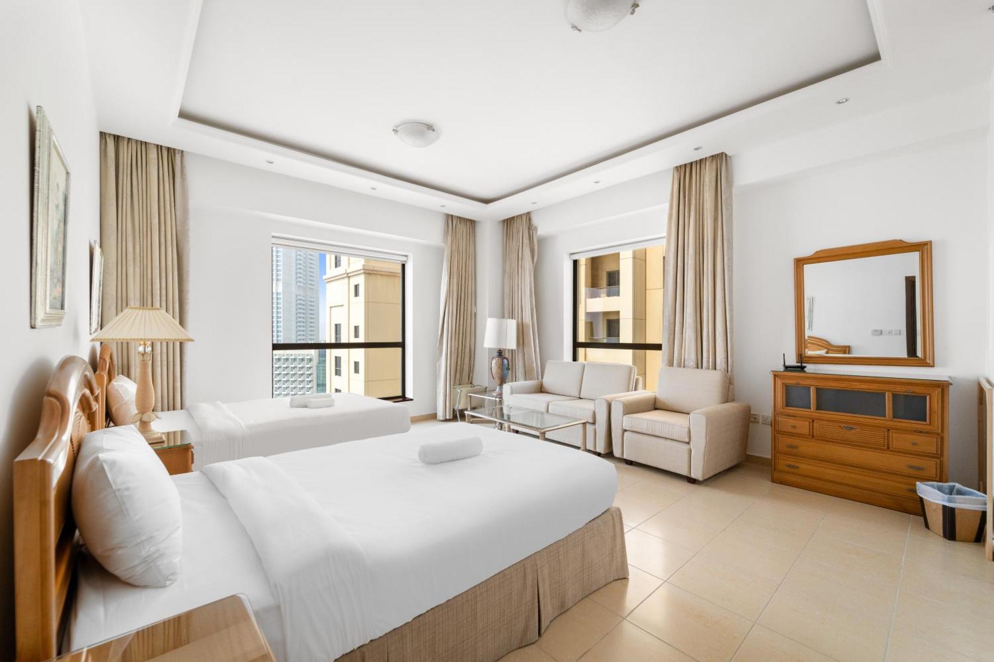 Apartment Elegant 3br Full Sea View Only 2 Minute Walk To Jbr Beach