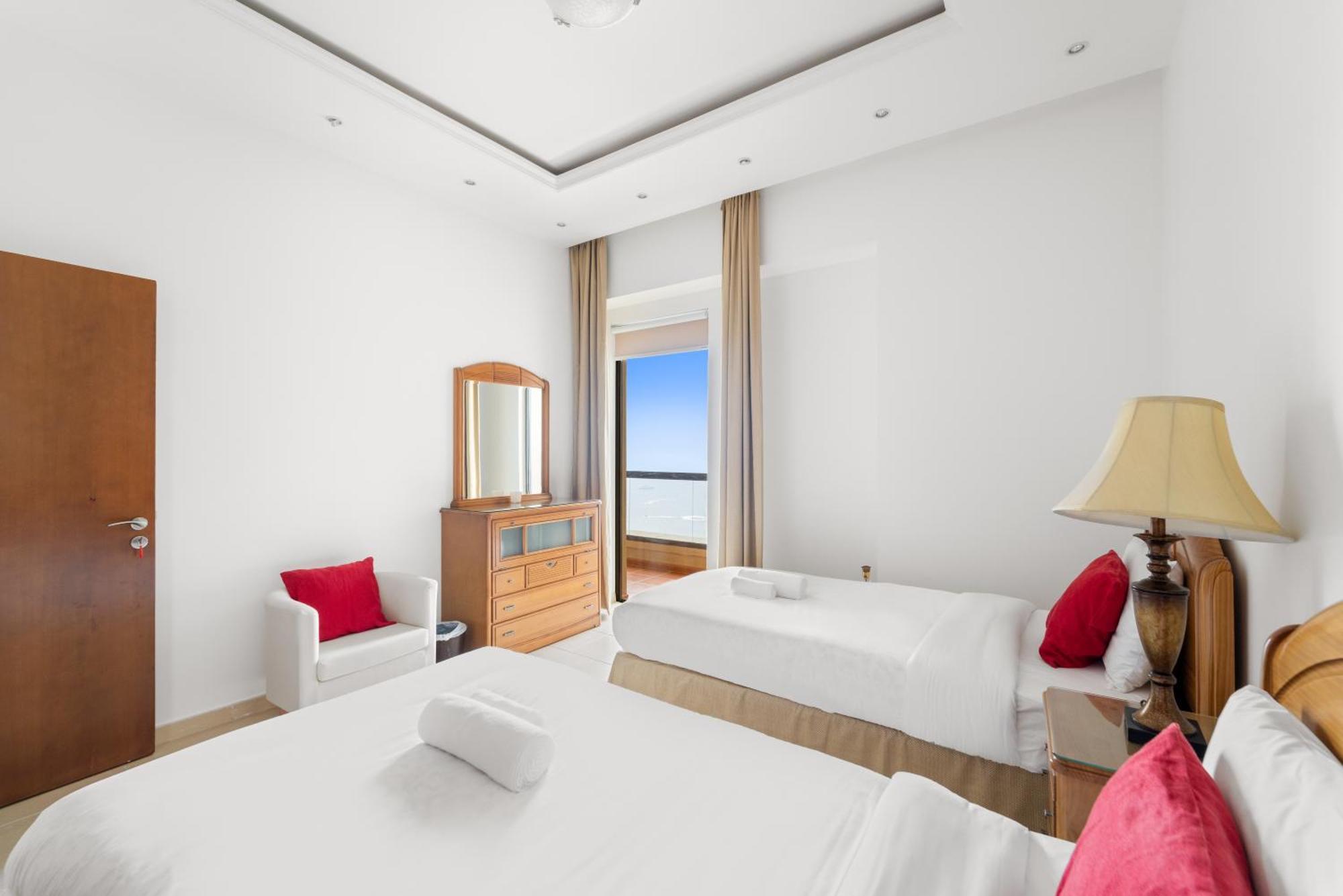 Elegant 3br Full Sea View Only 2 Minute Walk To Jbr Beach * Dubai
