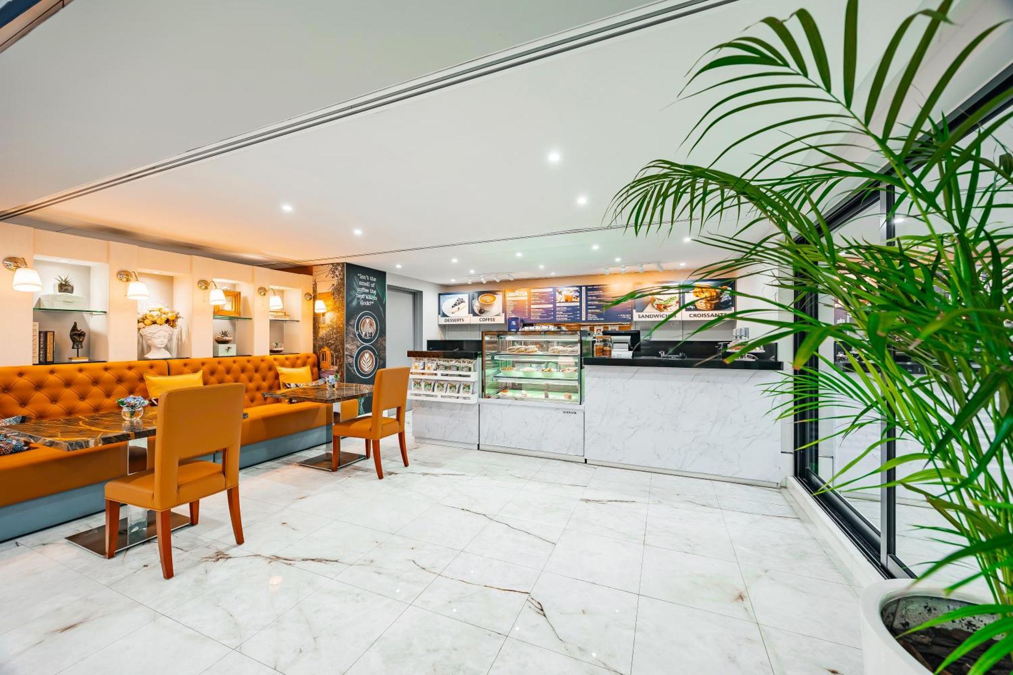 Aparthotel Golden Sands 3*