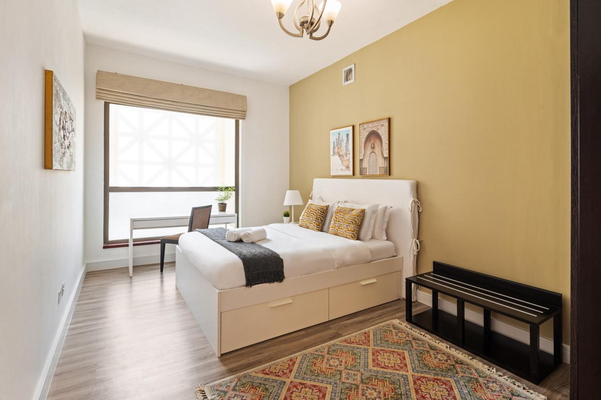 La Buena Vida Homes - Modern, Luxe & Spacious 4-bed, Full Kitchen, Near To Beach, Tram & Marina Apartment