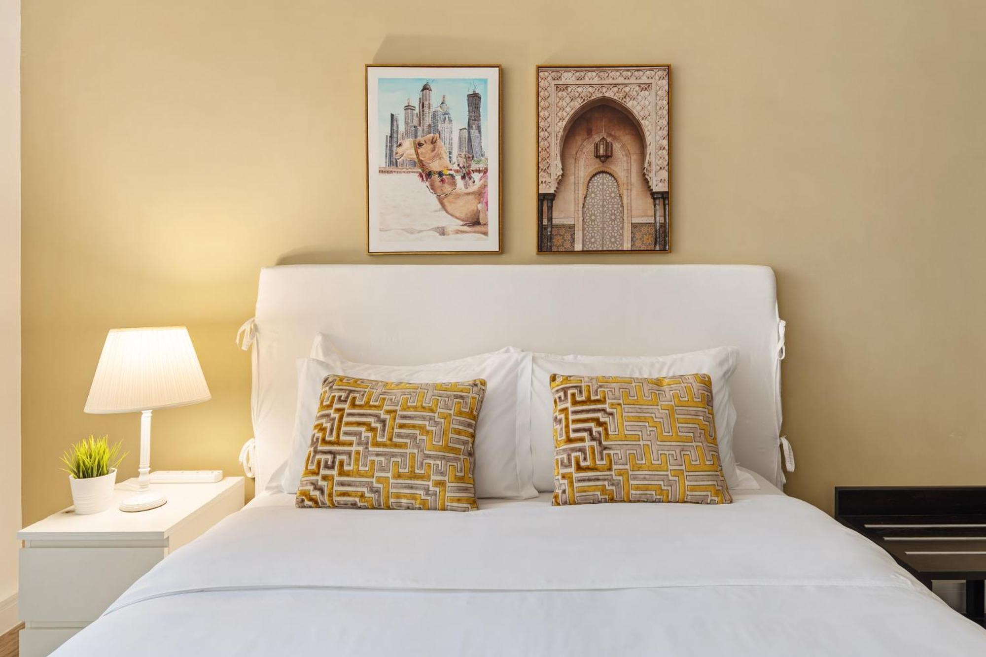 La Buena Vida Homes - Modern, Luxe & Spacious 4-bed, Full Kitchen, Near To Beach, Tram & Marina Dubai