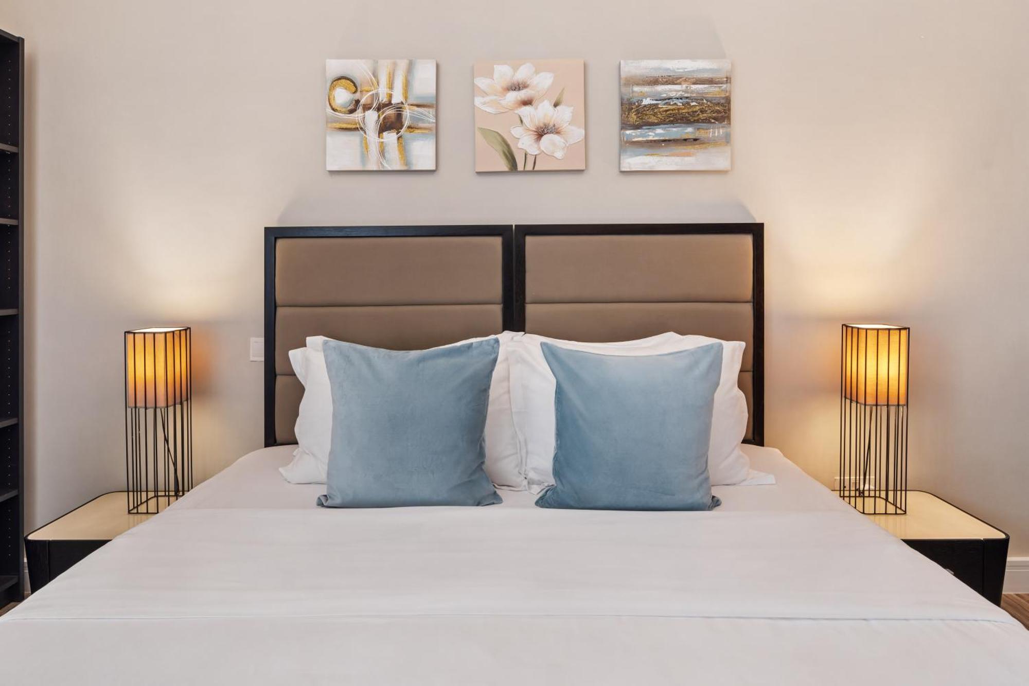 Apartment La Buena Vida Homes - Modern, Luxe & Spacious 4-bed, Full Kitchen, Near To Beach, Tram & Marina Dubai