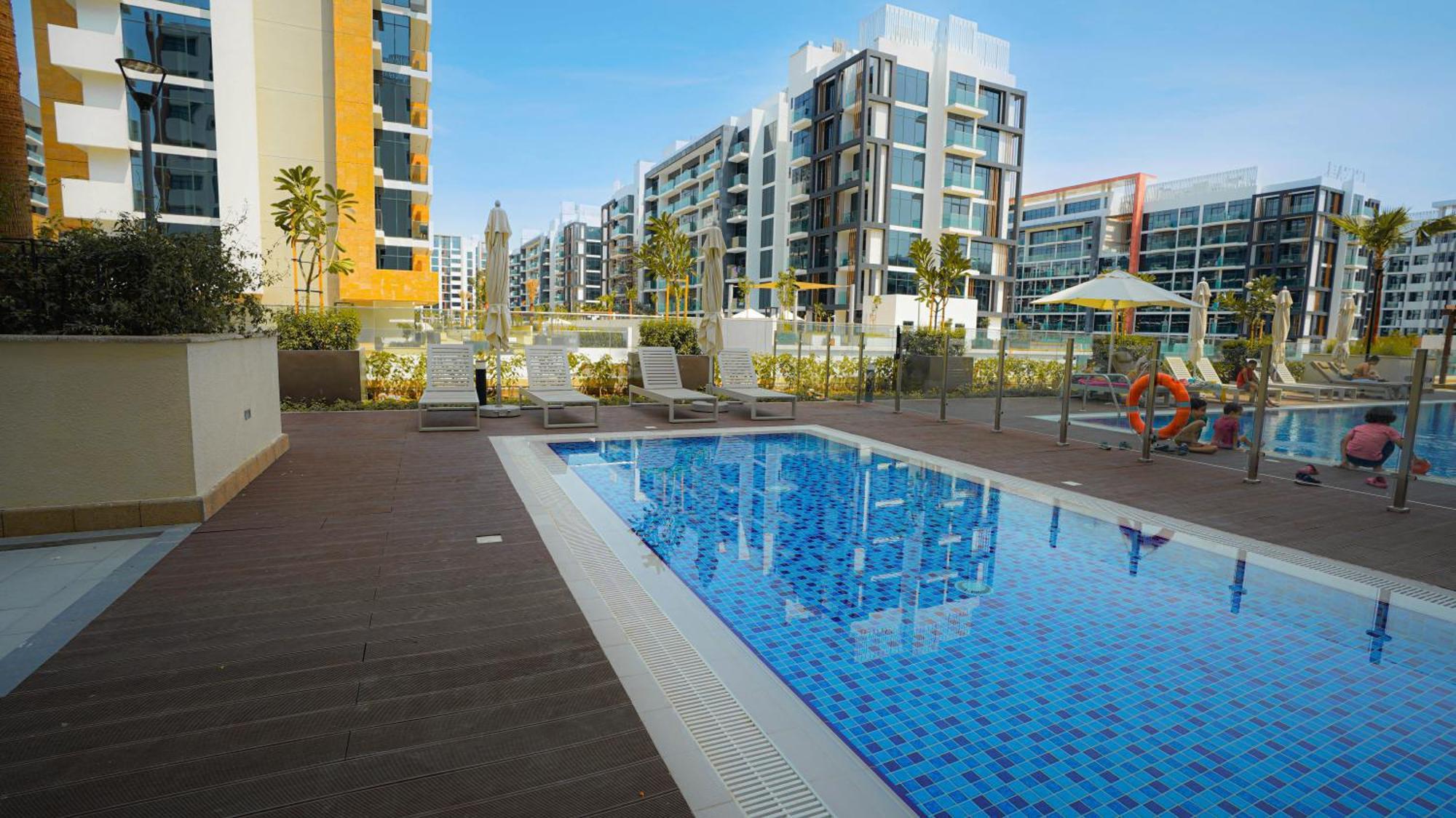 Aaderi Homes Aparthotel
