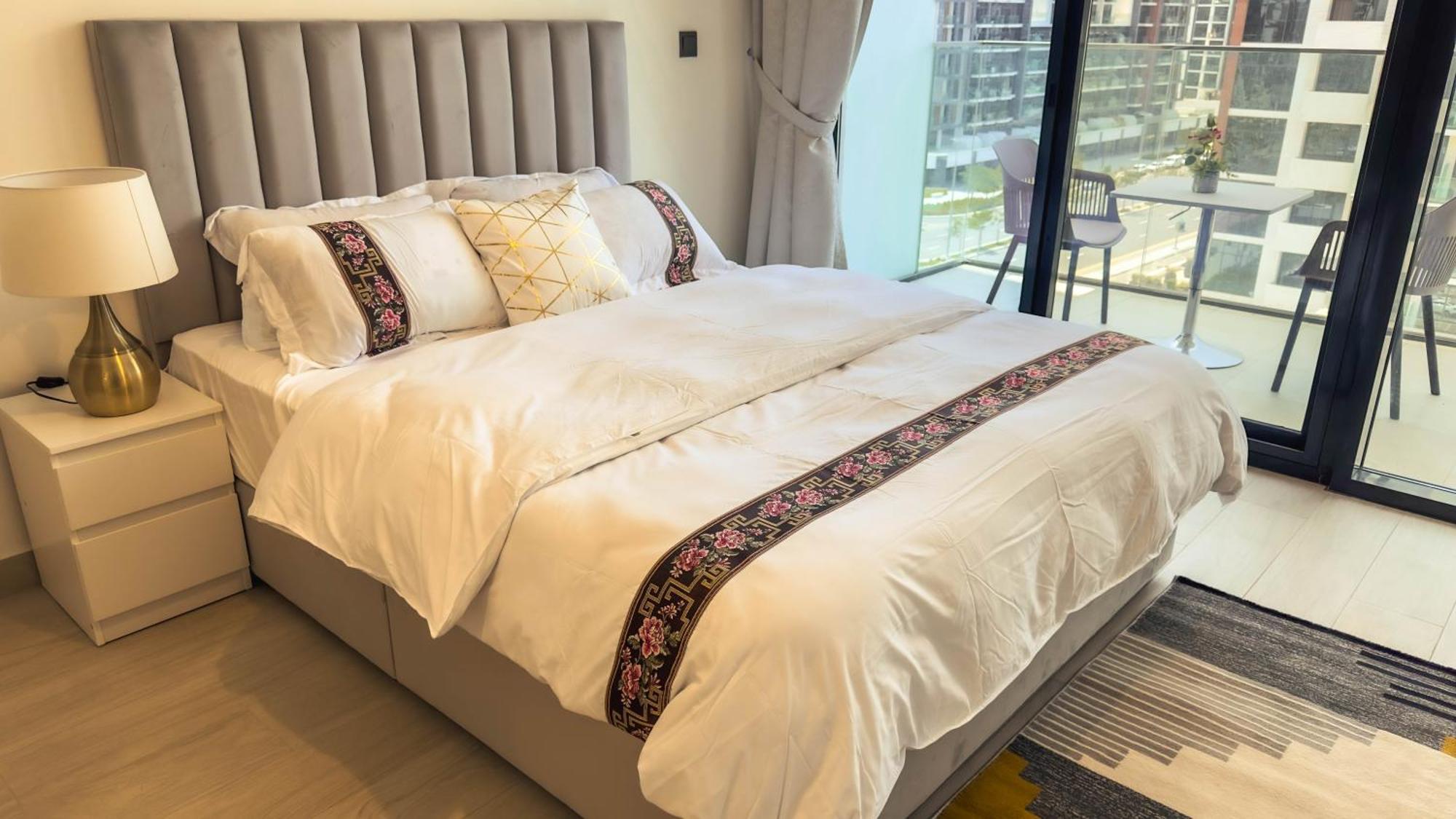 Aaderi Homes Aparthotel Dubai