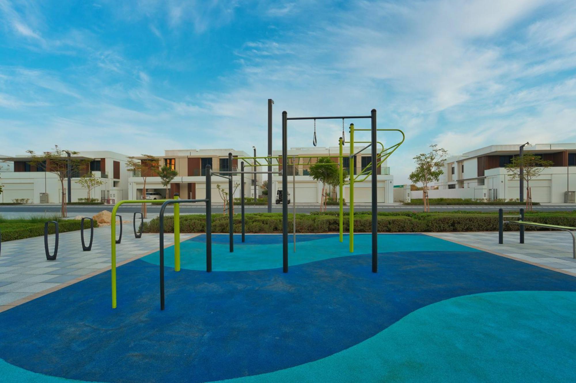 Apartment Royal Maison's Premium 2br Lagoon Views In District One Dubai
