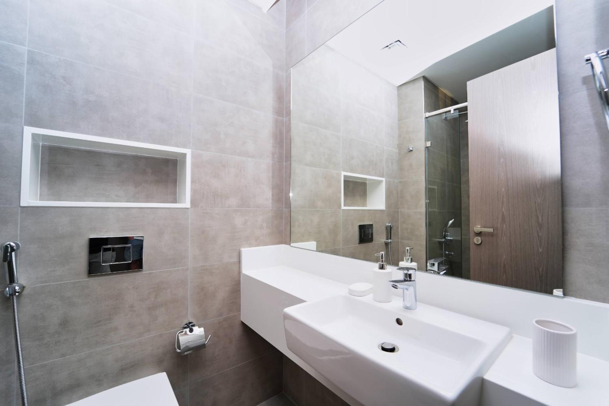Apartment Royal Maison's Premium 2br Lagoon Views In District One