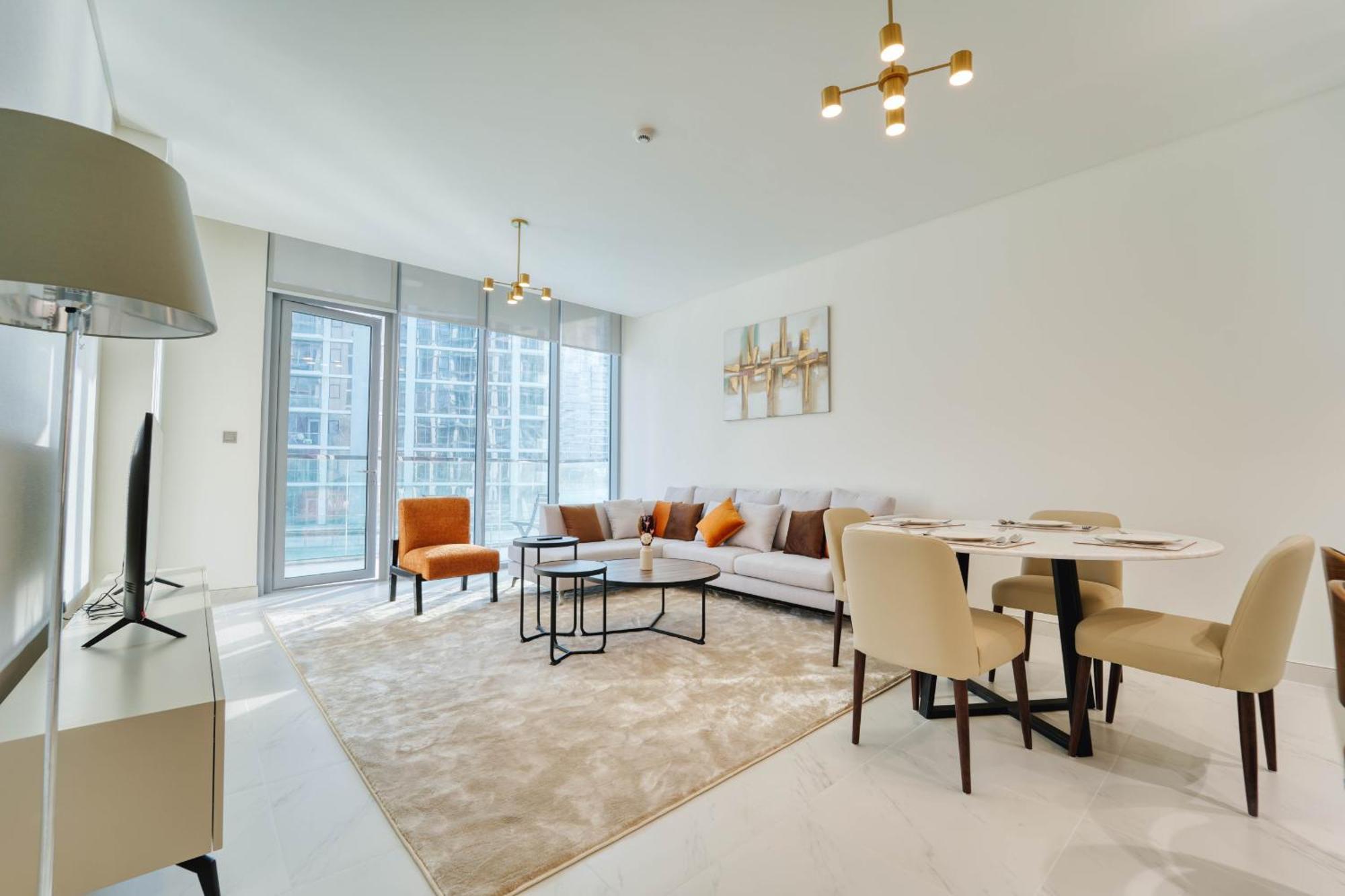 Apartment Royal Maison's Premium 2br Lagoon Views In District One Dubai