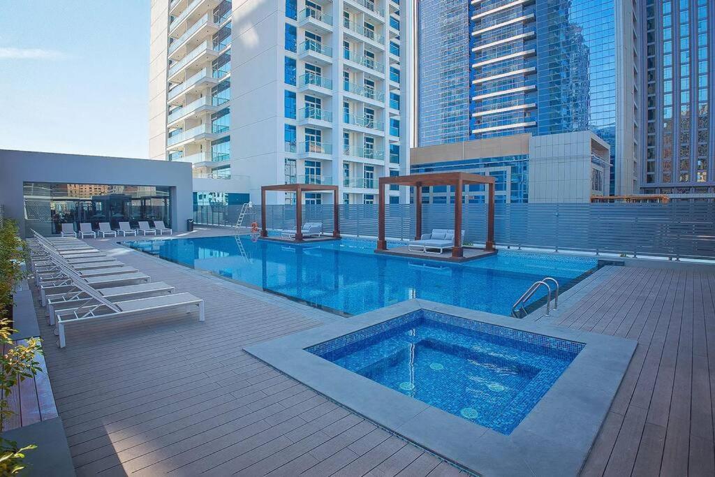 Apartment Luxurious In Marina