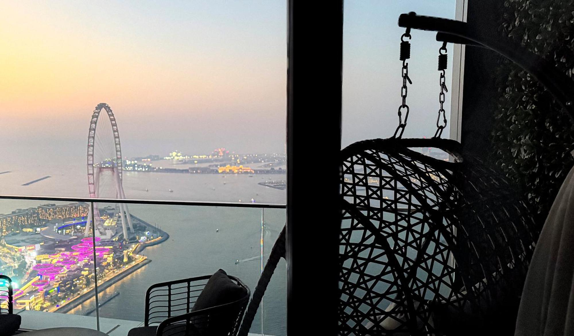 Apartment Address 2br Million Dollar View With Ps5 Byblck Dubai