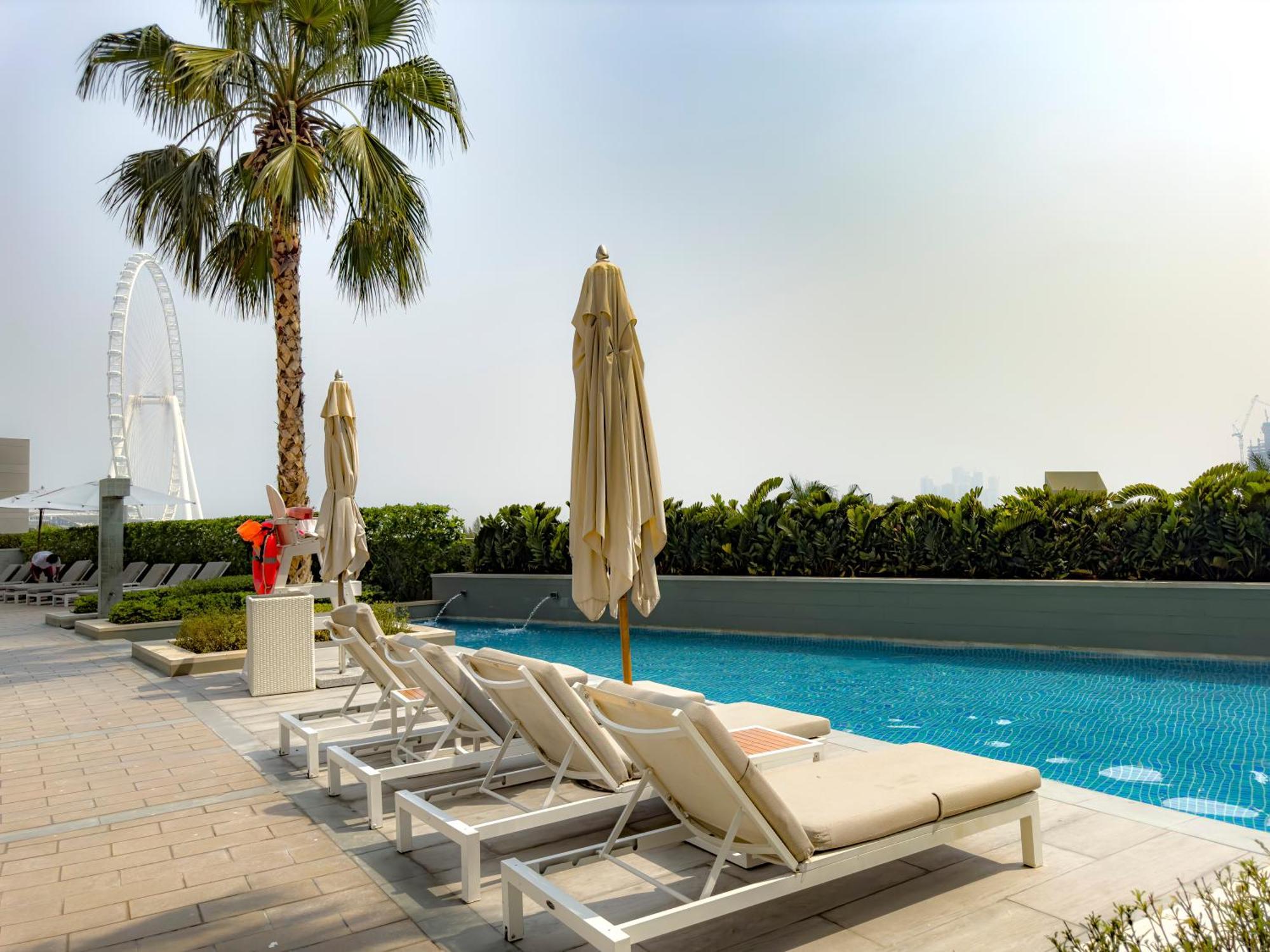 Apartment Address 2br Million Dollar View With Ps5 Byblck *
