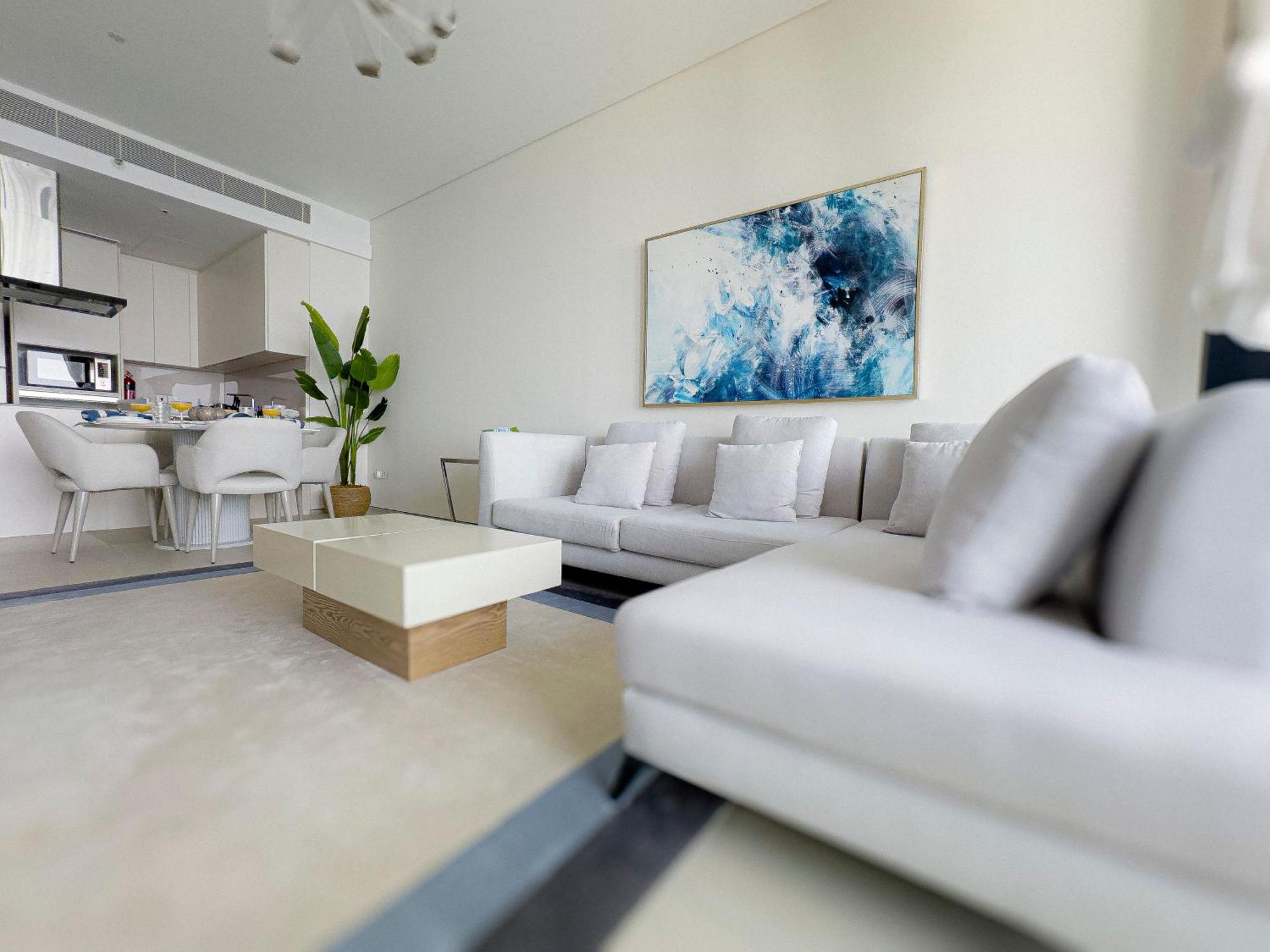 Apartment Address 2br Million Dollar View With Ps5 Byblck