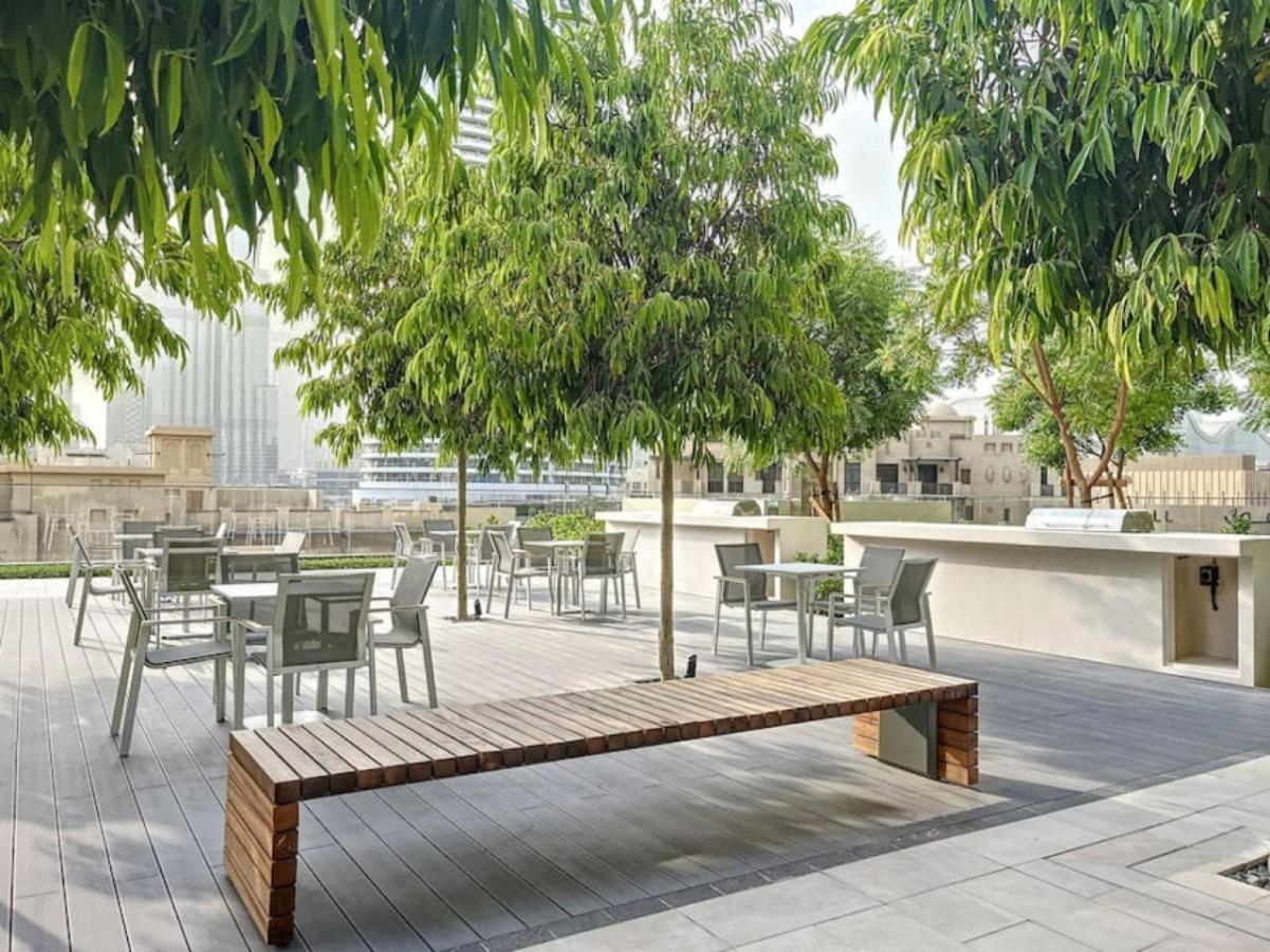 Burj Royale - One Bed On High Floor With View Apartment *