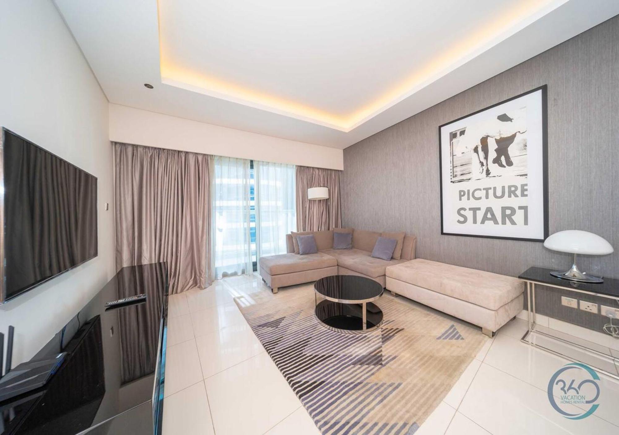 Spacious 1br In Damac Paramount Towers Bb Dubai