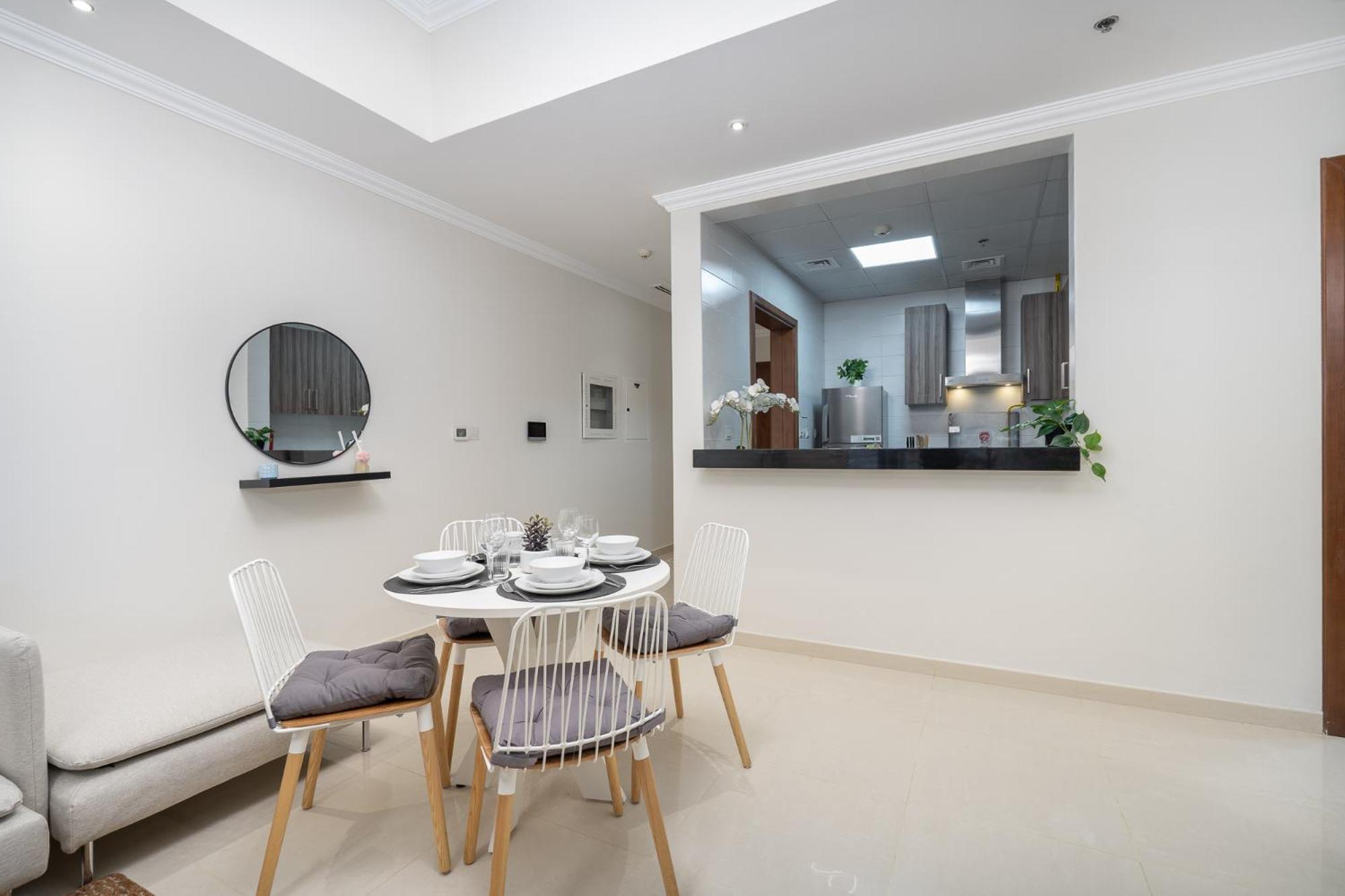 Heaven Crest Homes: Downtown Near Mall & Burj Khalifa * Dubai