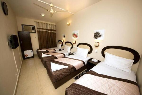 Hotel Grand Sina *