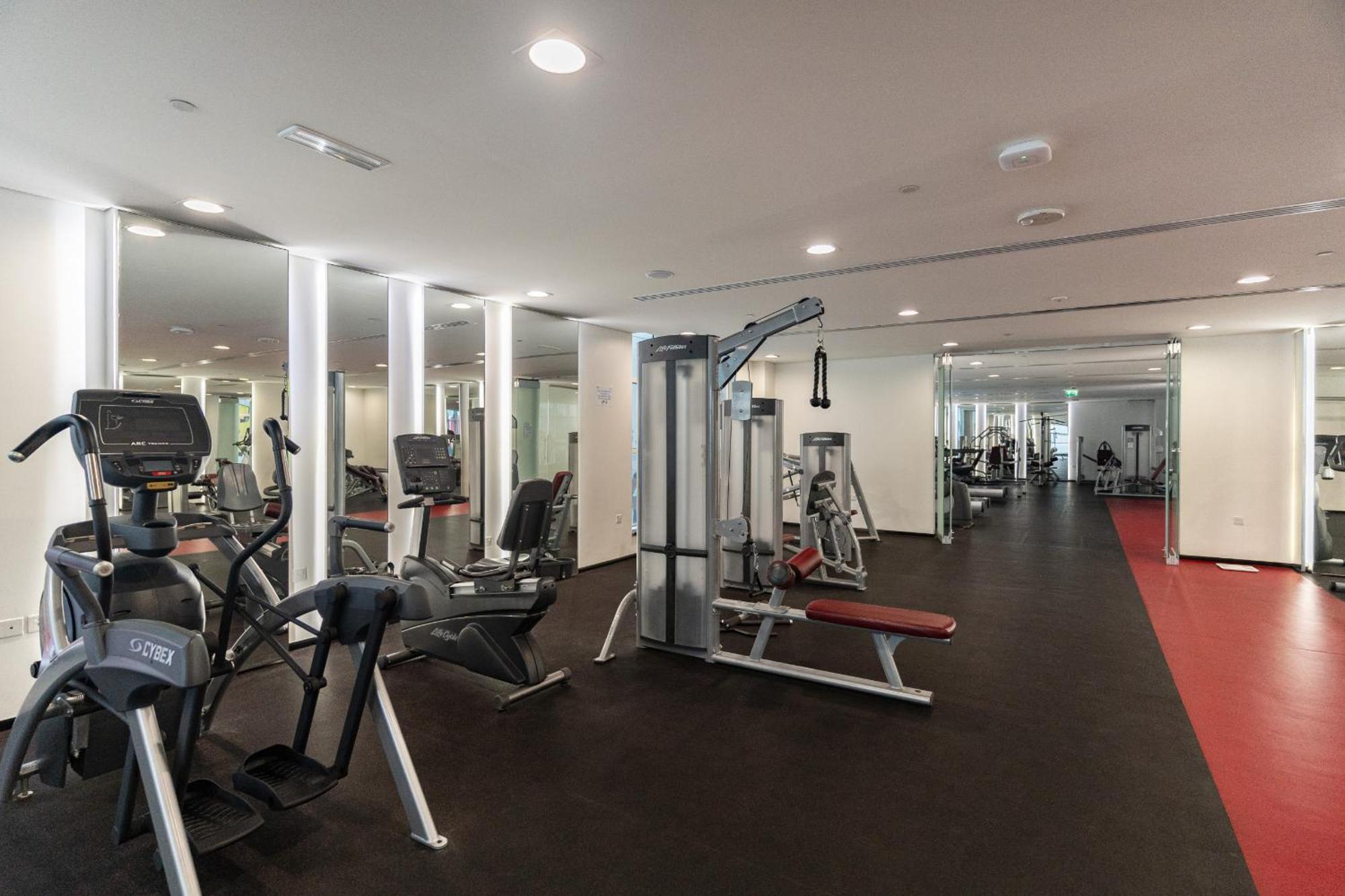 Apartment Marina Arcade,dubai Marina - 1br - Allsopp&allsopp *