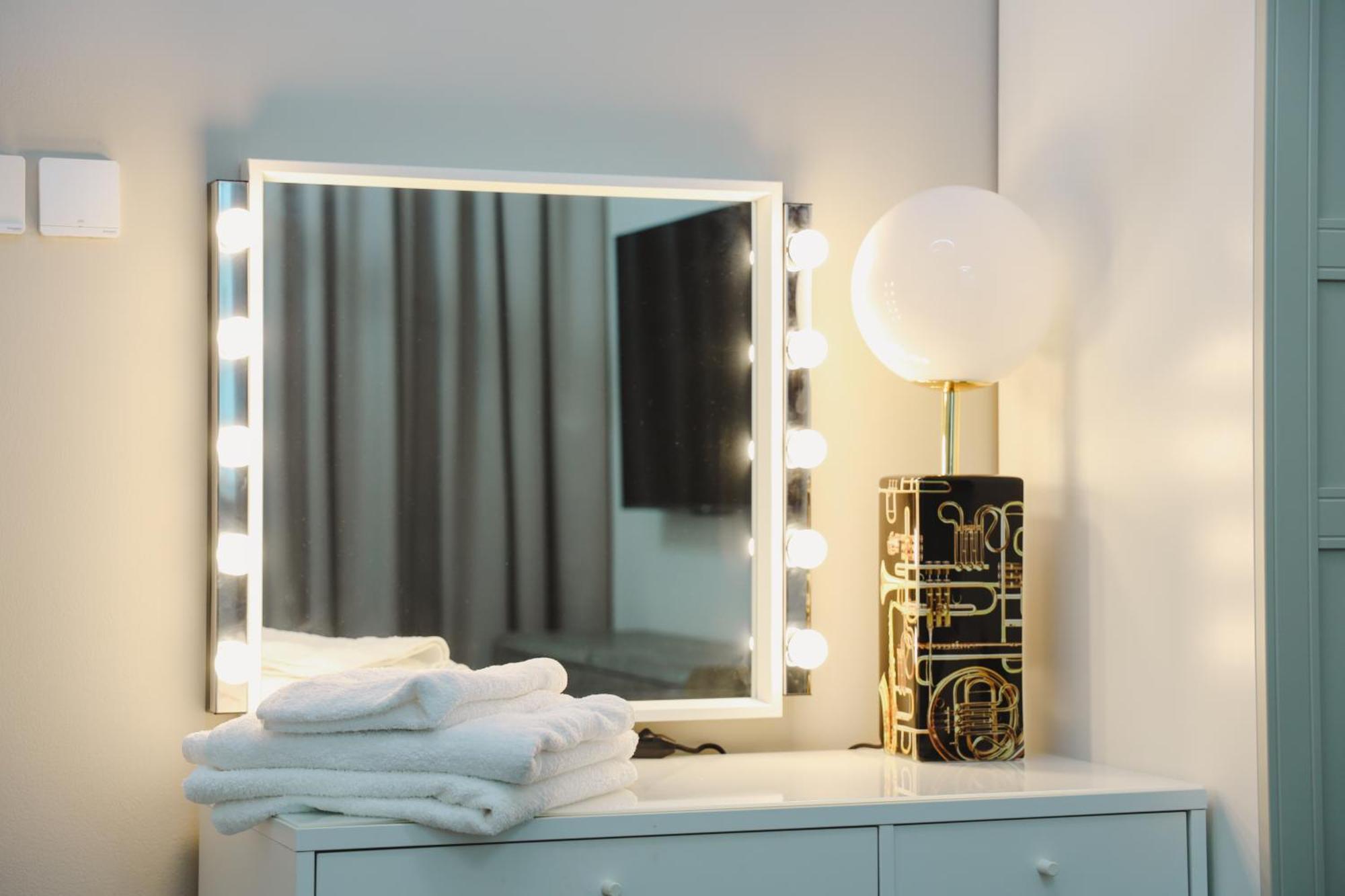 Escape 24 - Brand New & Luxury 1br High Floor Marina Pinnacle - Marina Harbour Views Dubai