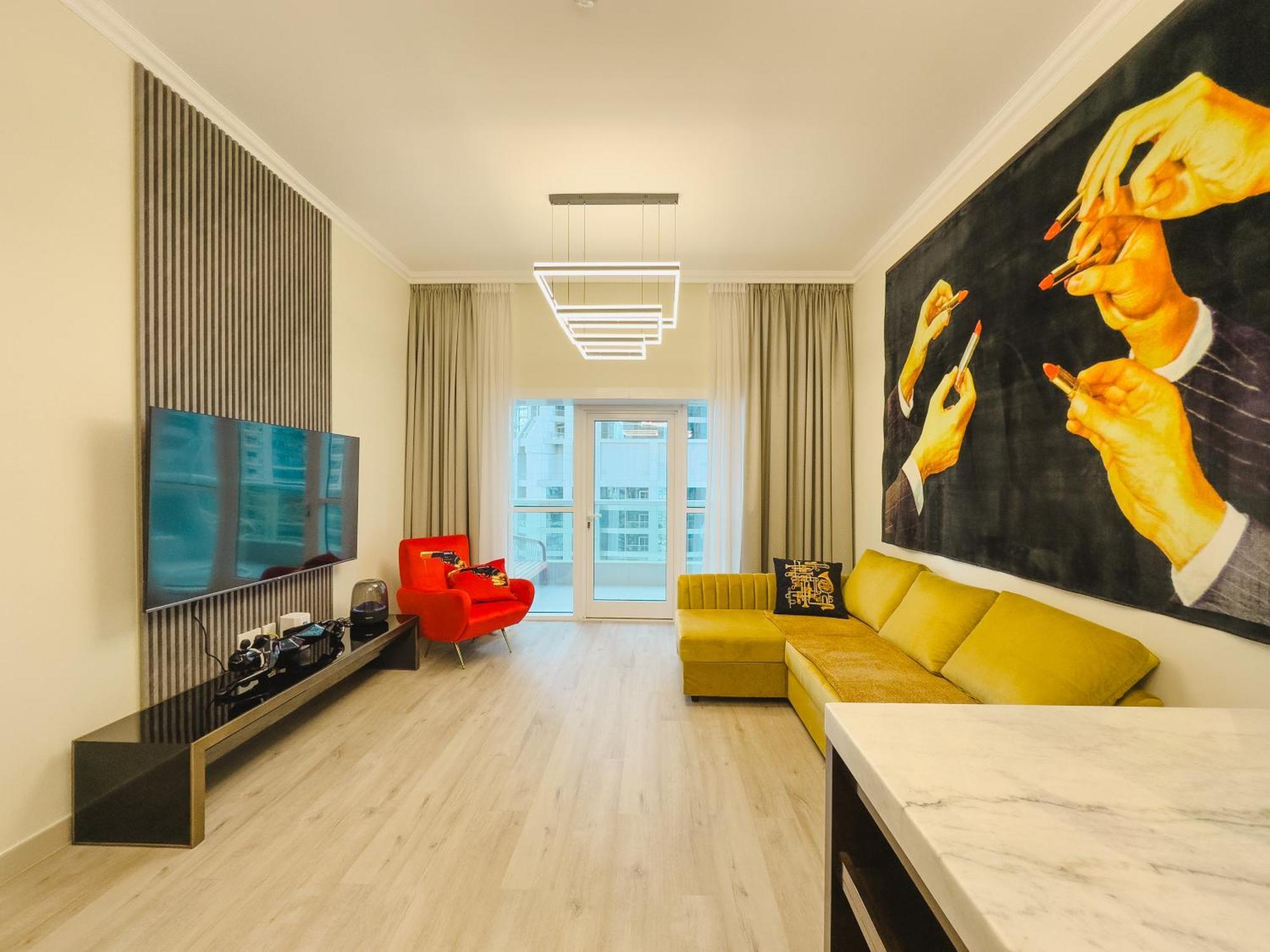 Escape 24 - Brand New & Luxury 1br High Floor Marina Pinnacle - Marina Harbour Views *