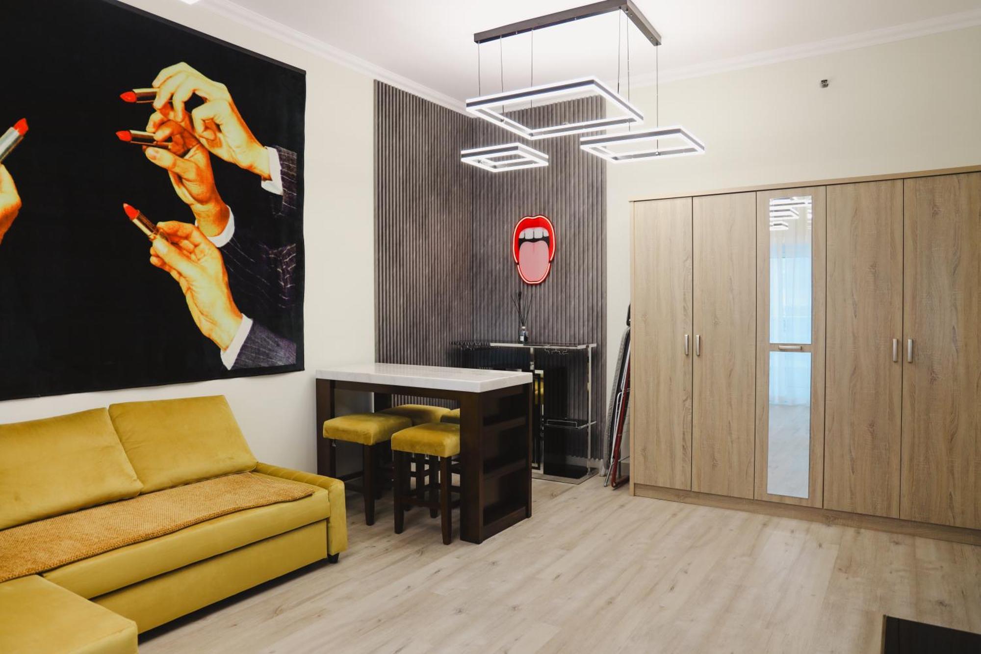 Escape 24 - Brand New & Luxury 1br High Floor Marina Pinnacle - Marina Harbour Views Apartment *