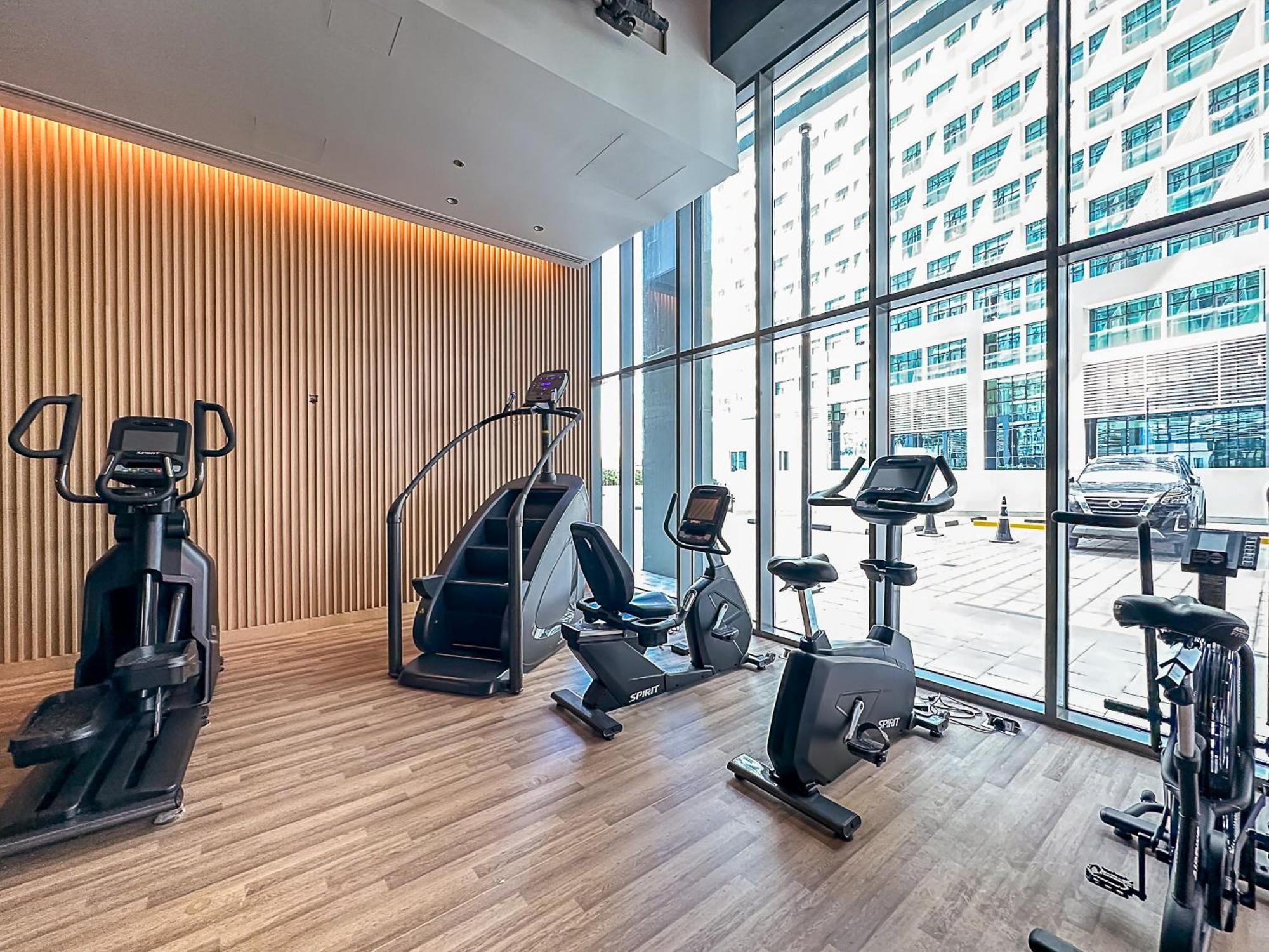 Seven Palm- Sophisticated 2br Apartment Dubai