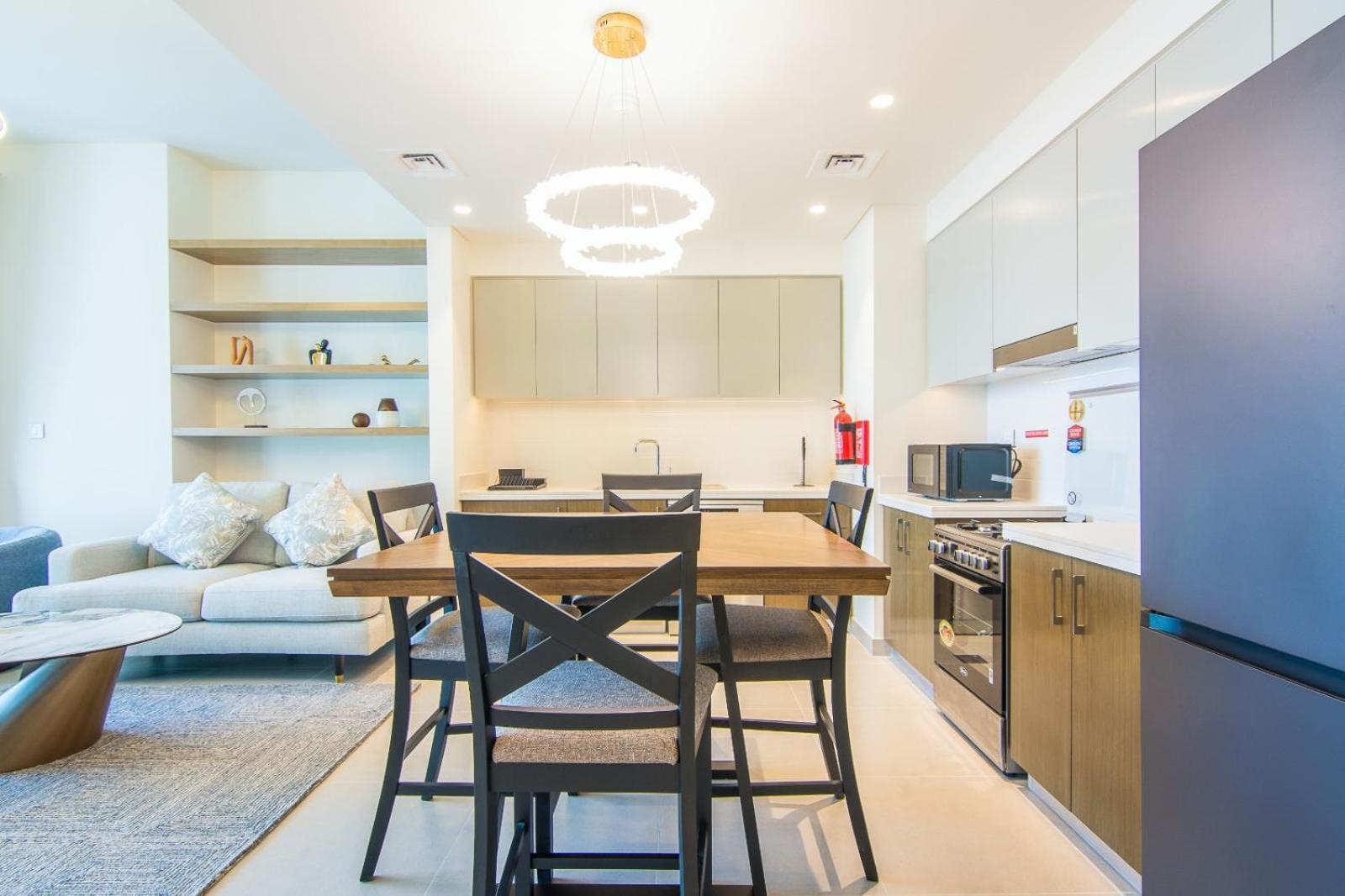 Forte, Downtown- Elegant 1-br Apartment *