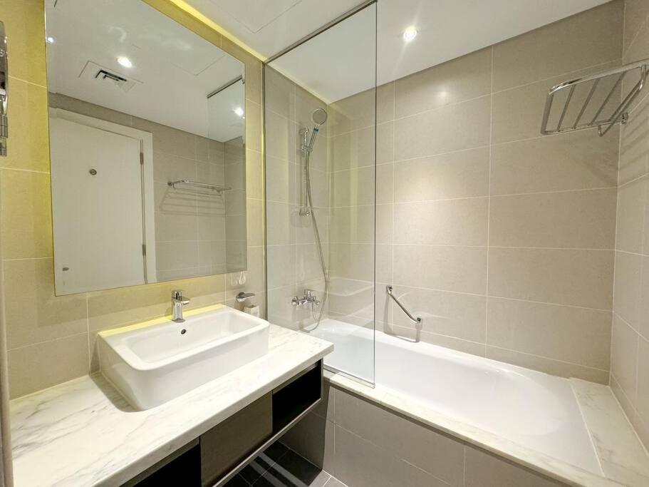 Queens Estate - Damac Mainson Prive, Business Bay Apartment Dubai
