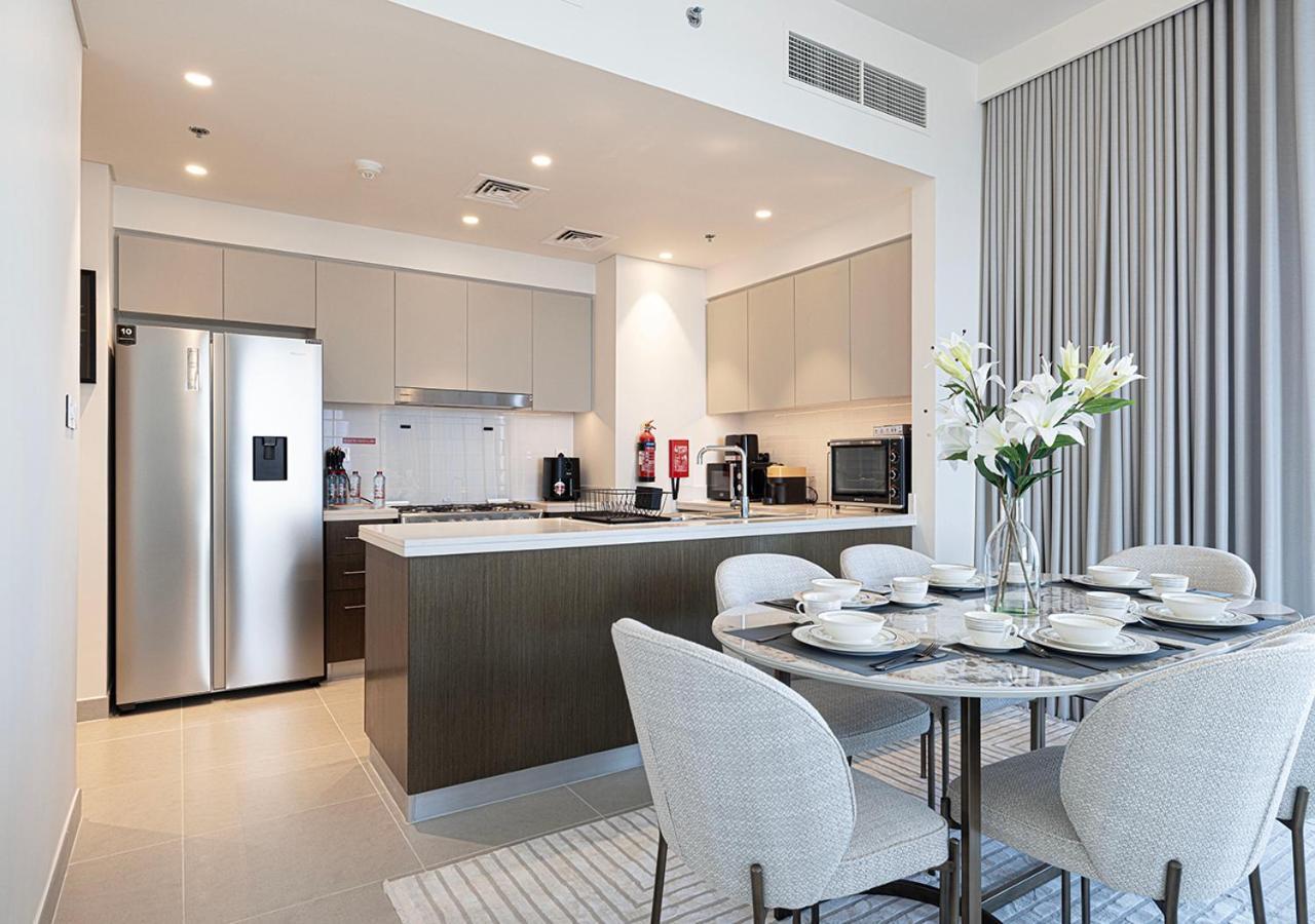 Luxury 4br In Downtown With Burj & Fountain Views Apartment