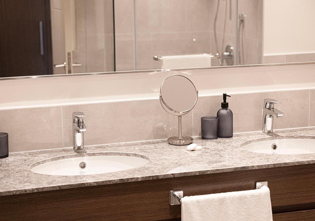 Luxury 4br In Downtown With Burj & Fountain Views Apartment Dubai