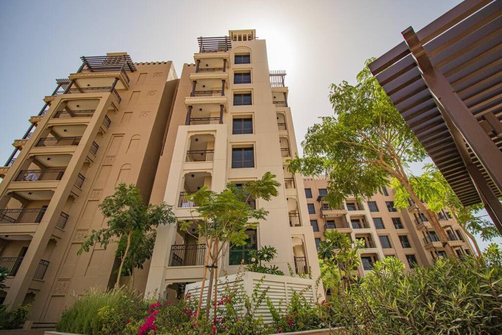 Apartment Stunning 2br In Lamtara Mjl Burj View 512 Dubai